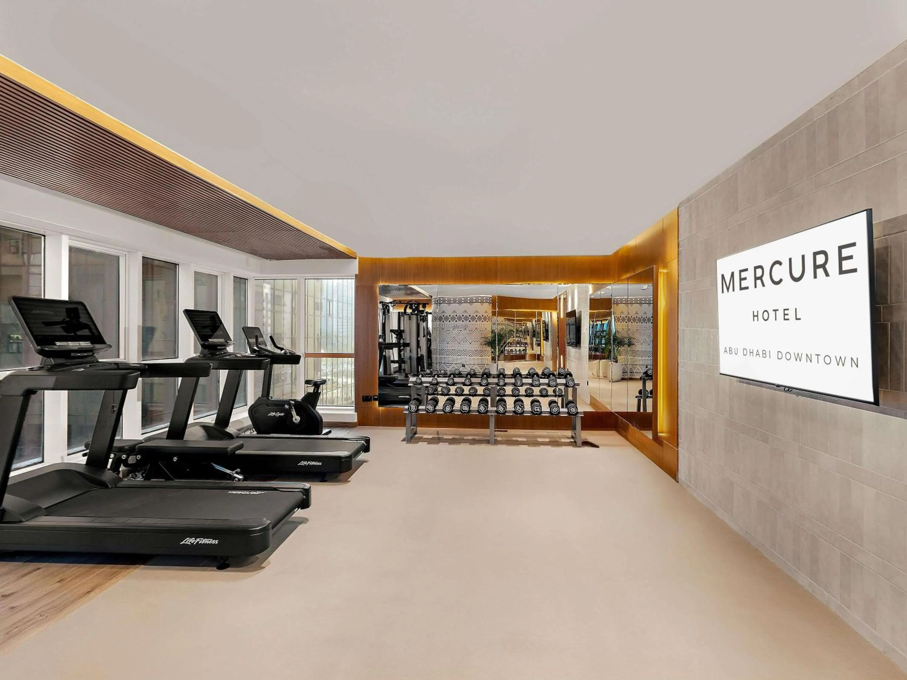 Fitness centre/facilities in Mercure Abu Dhabi Downtown
