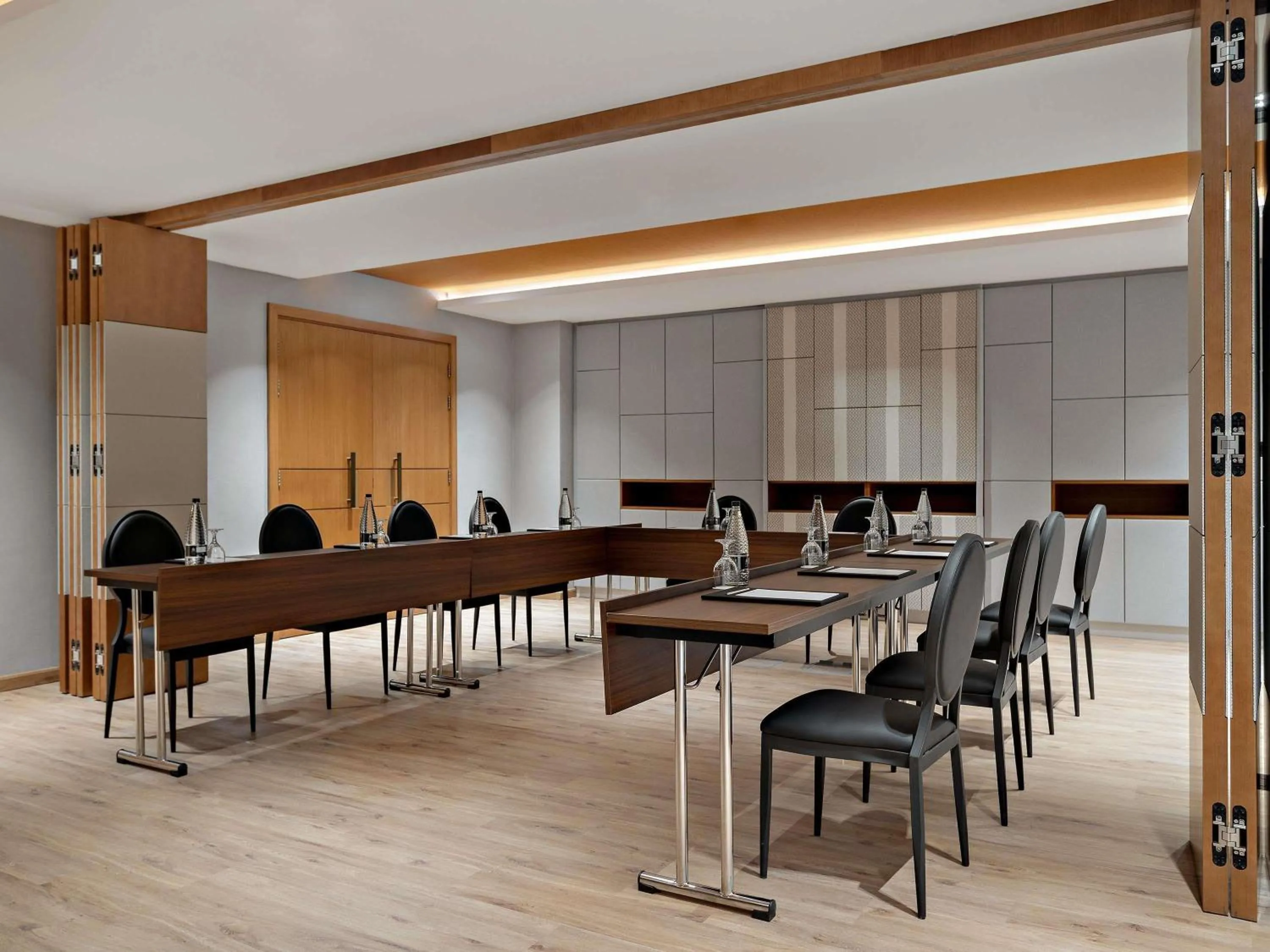 Meeting/conference room in Mercure Abu Dhabi Downtown