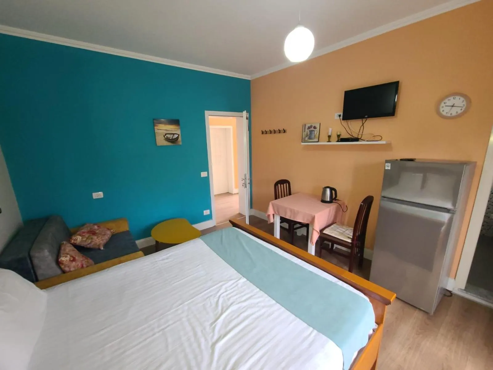 Photo of the whole room, Bed in My Apartments Durres