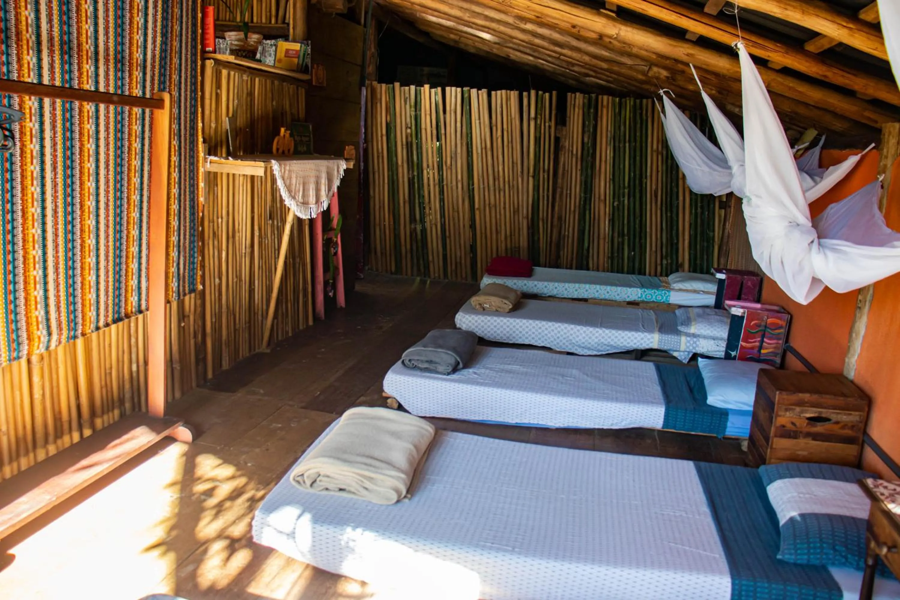 Single Bed in Mixed Dormitory Room in Remo Hostel