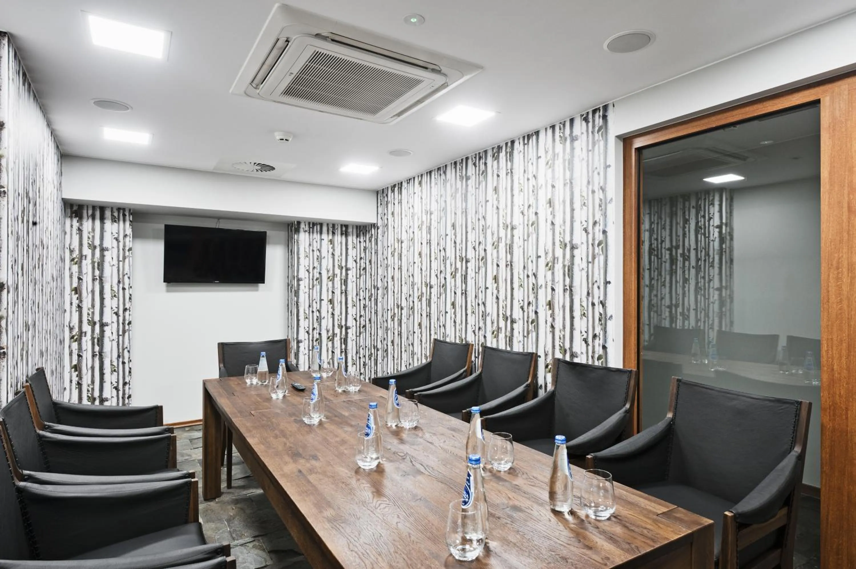 Meeting/conference room in Apartamenty przy Hotelu Żywieckim