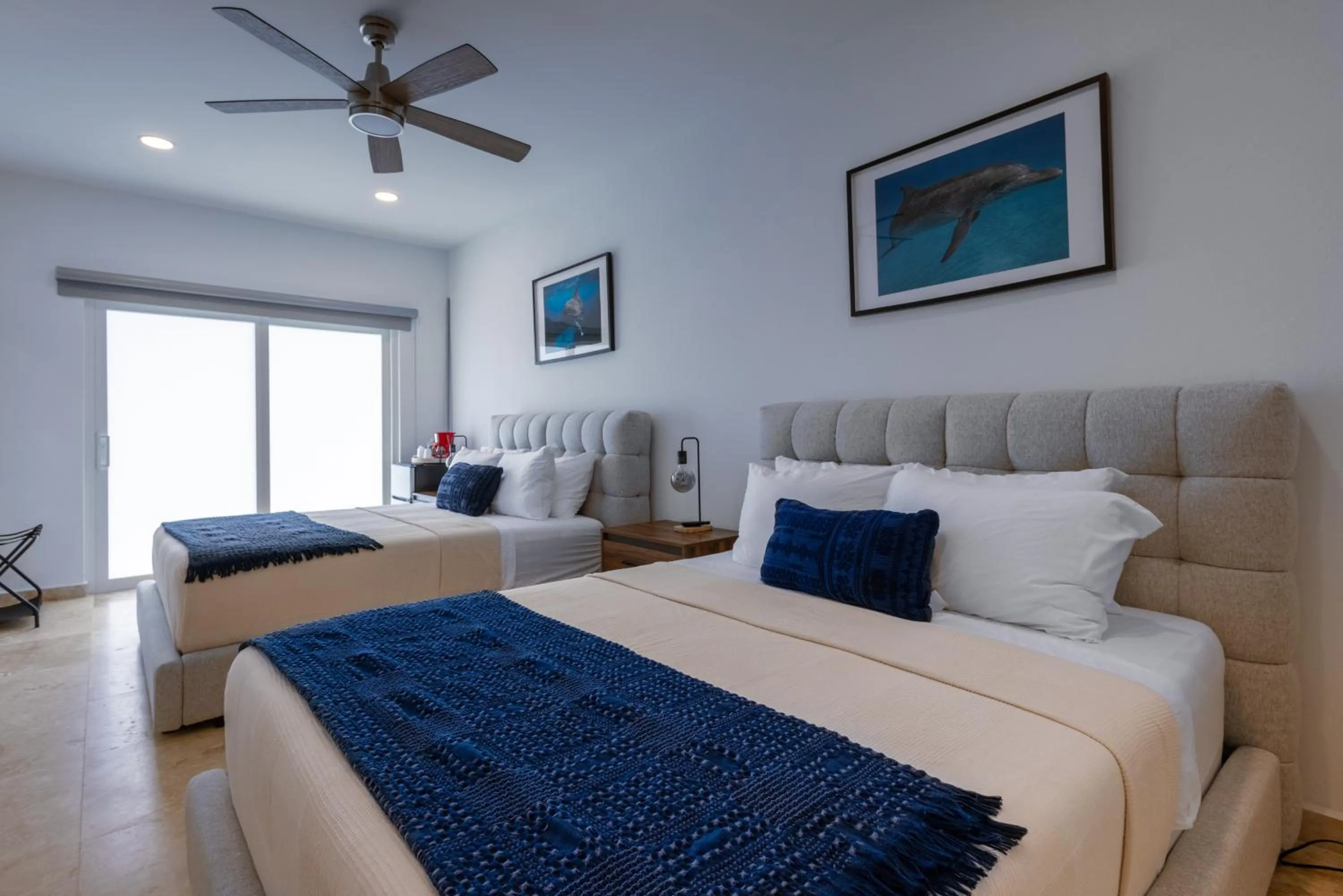Bed in Anchors Hotel