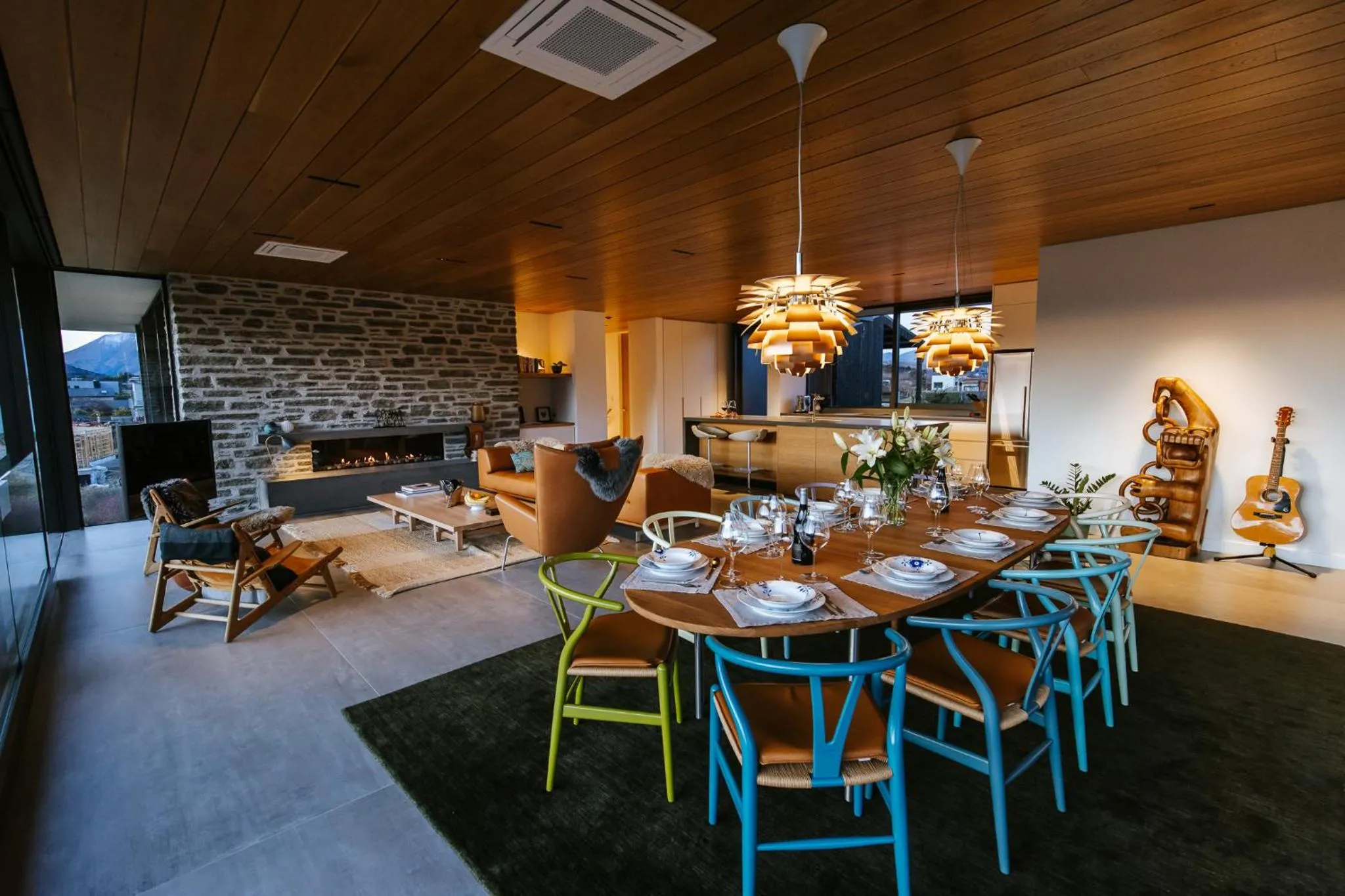 Dining area in Ridgecrest - Sleeps 12 - Mountain Views