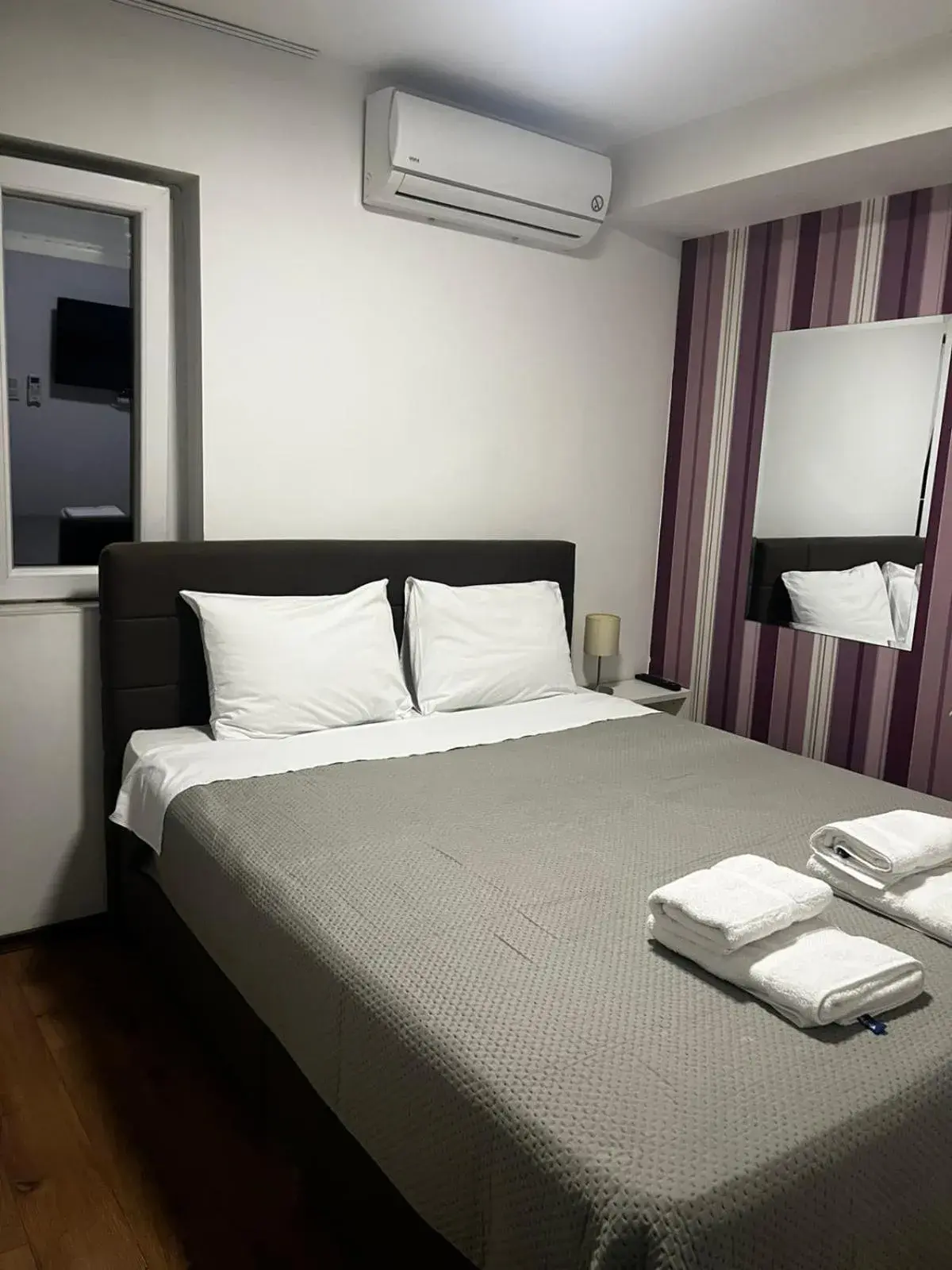 Double Room - single occupancy in VilaMihaela Double Room - single occupancy in VilaMihaela