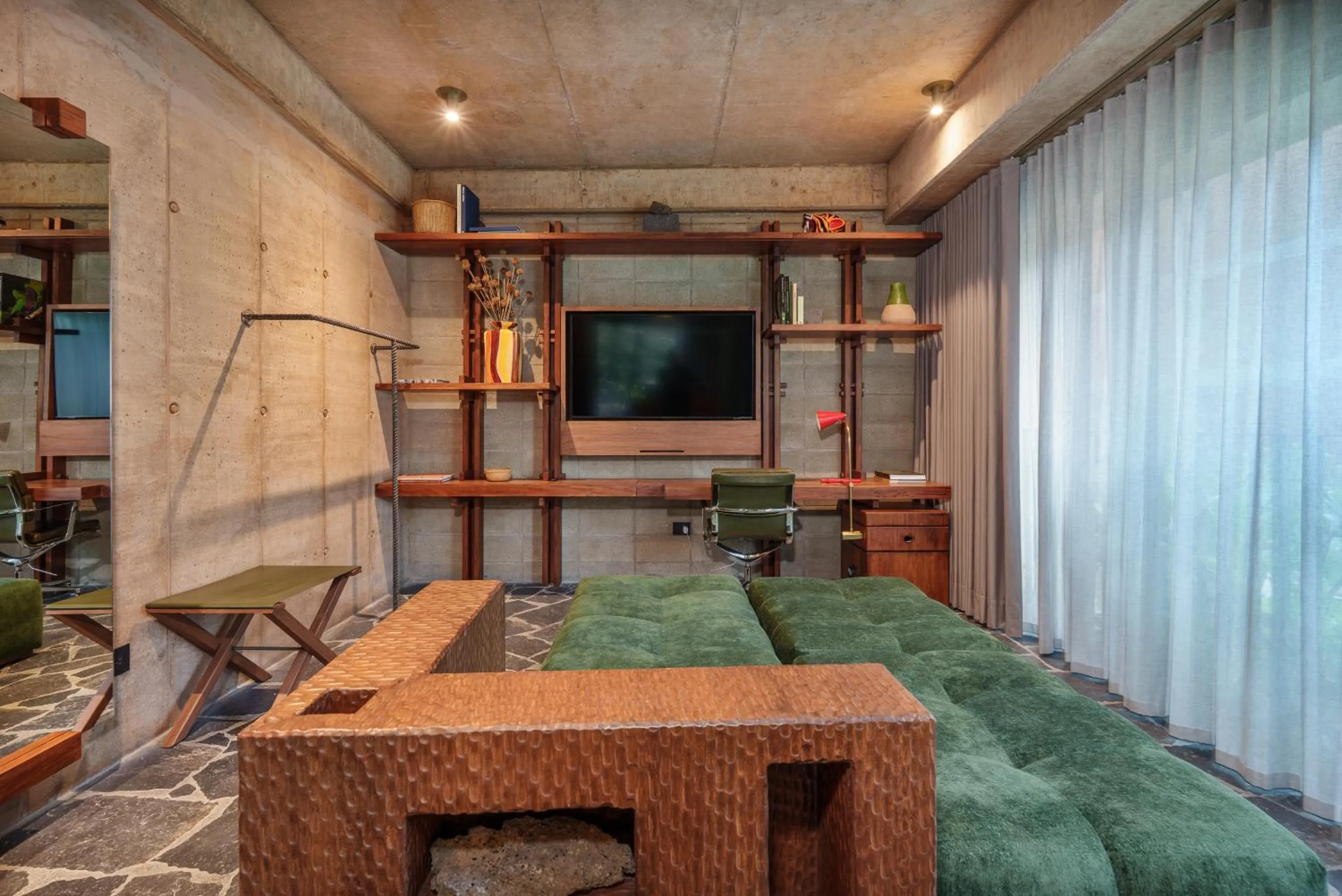 TV and multimedia in 23 Living