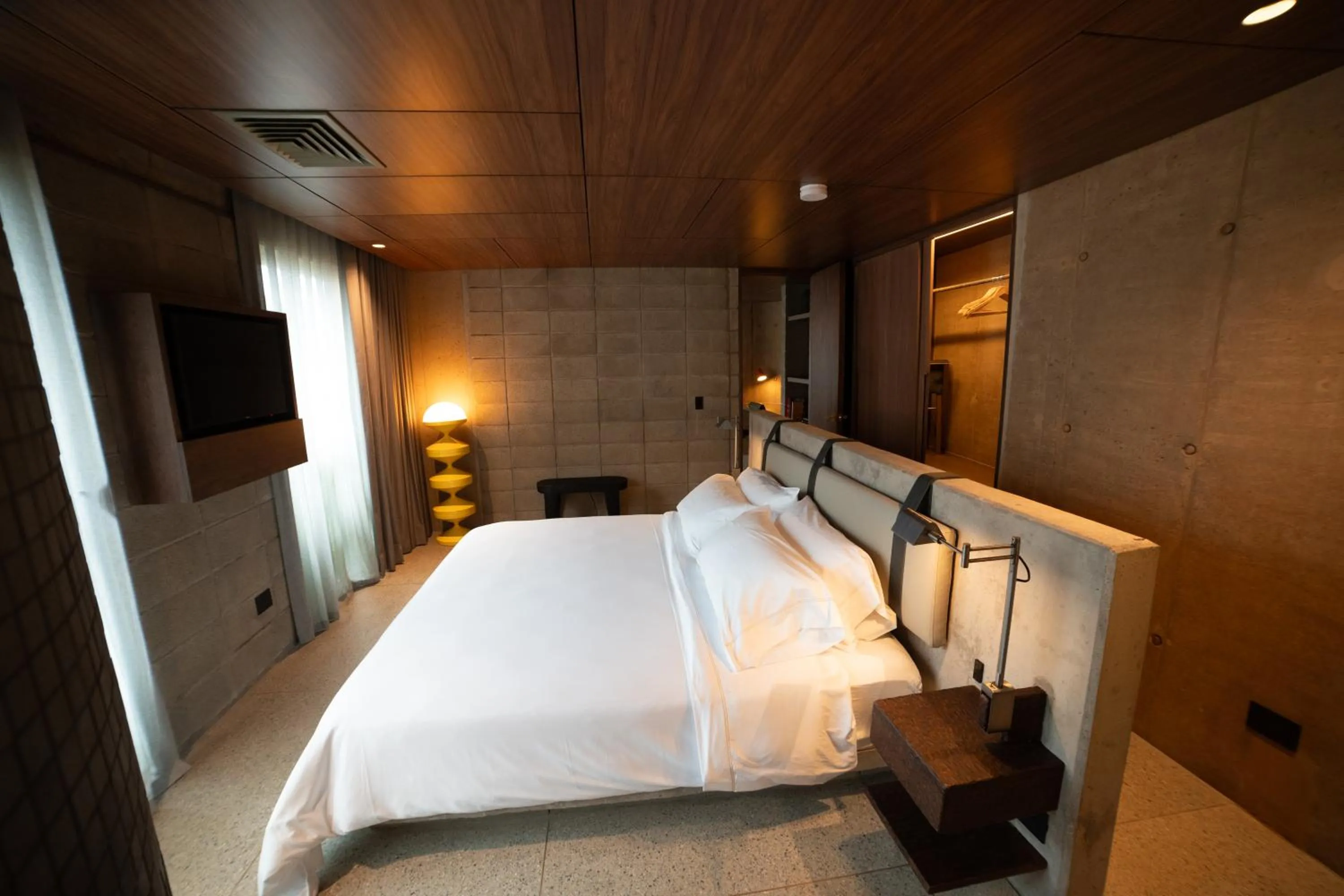 Bed in 23 Living