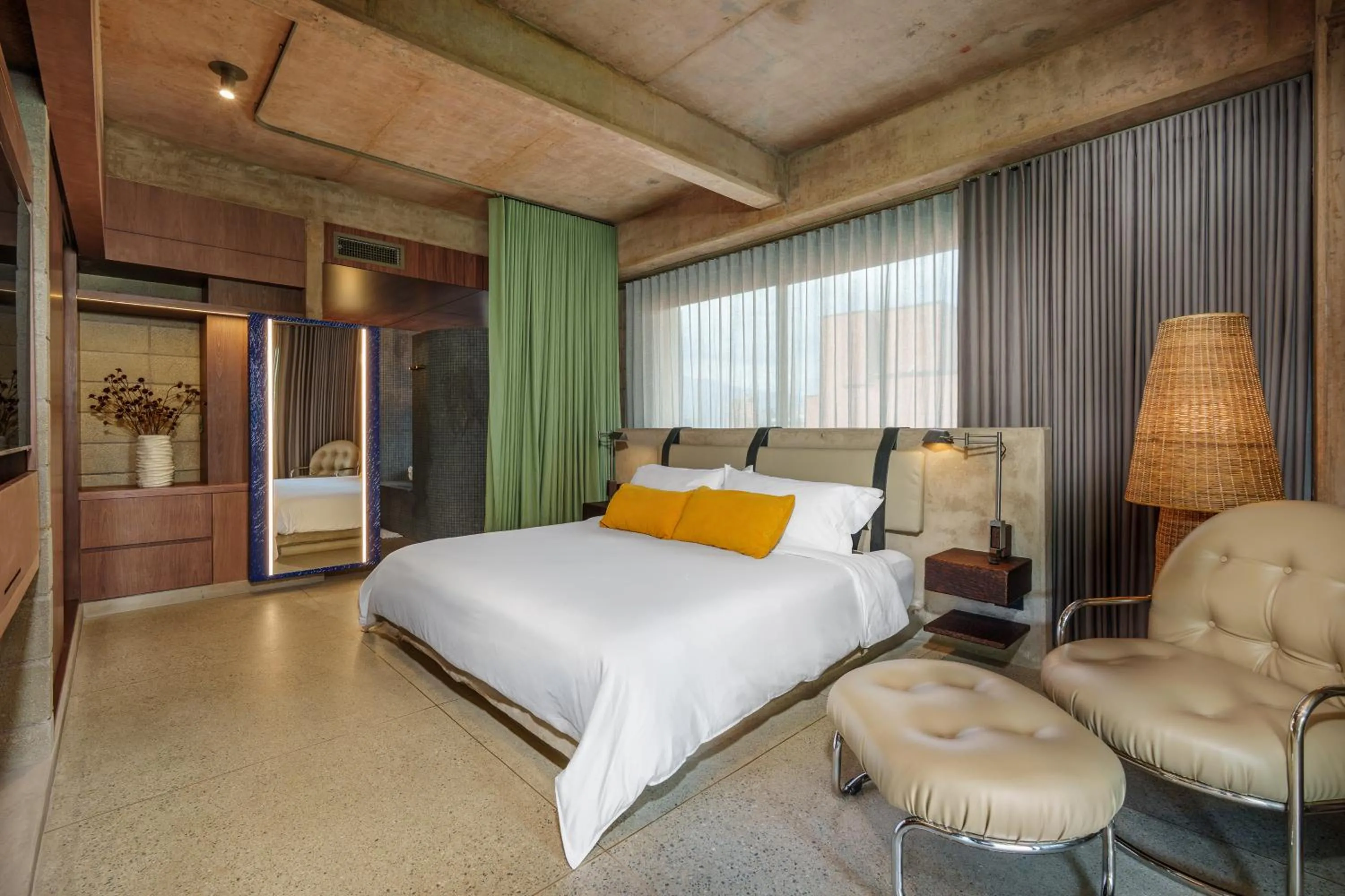 Bedroom, Bed in 23 Living