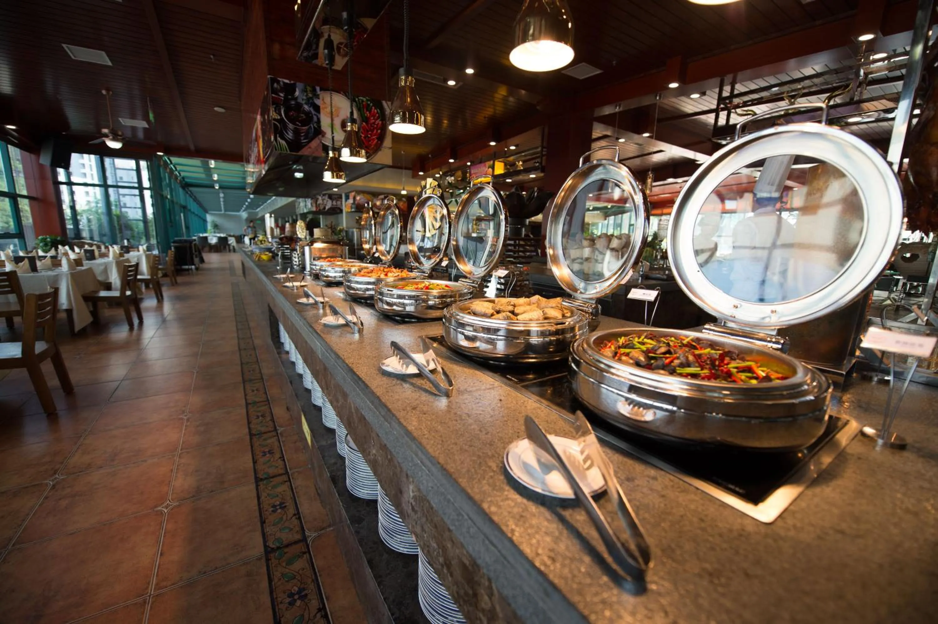 Restaurant/places to eat in Huachen International Hotel