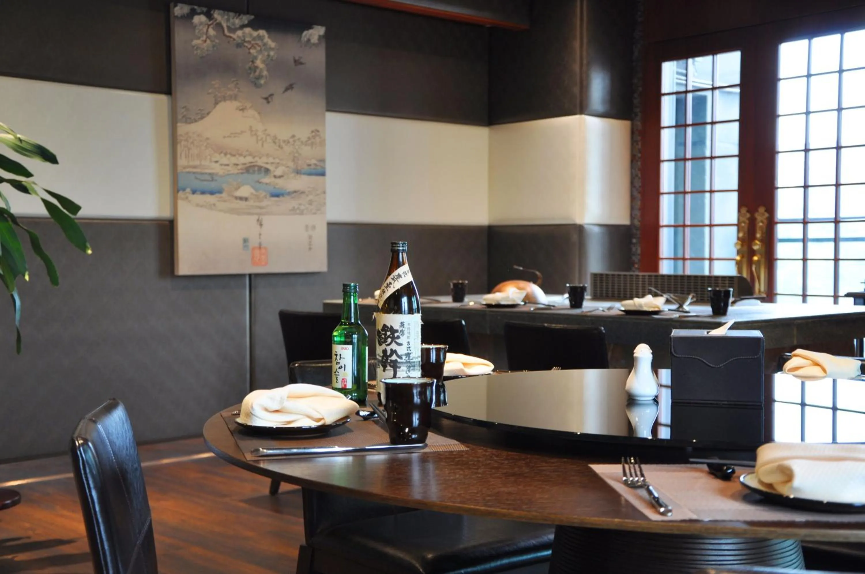 Restaurant/places to eat in Huachen International Hotel