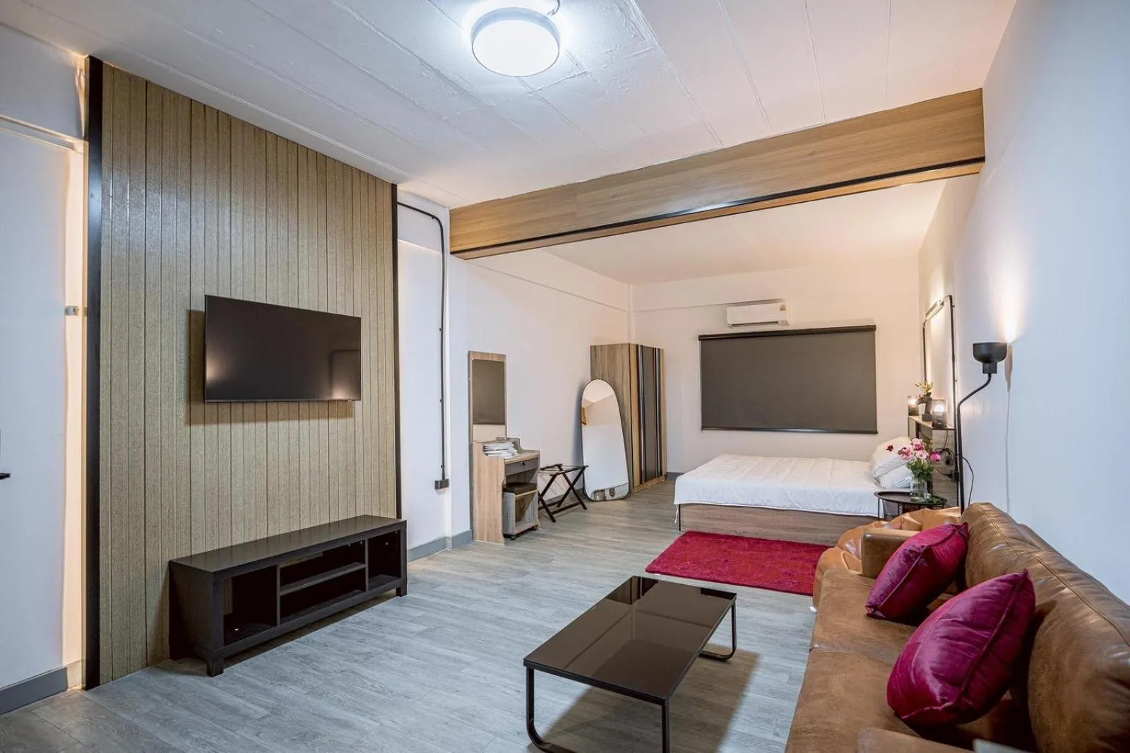 Oasis Suites Pattaya