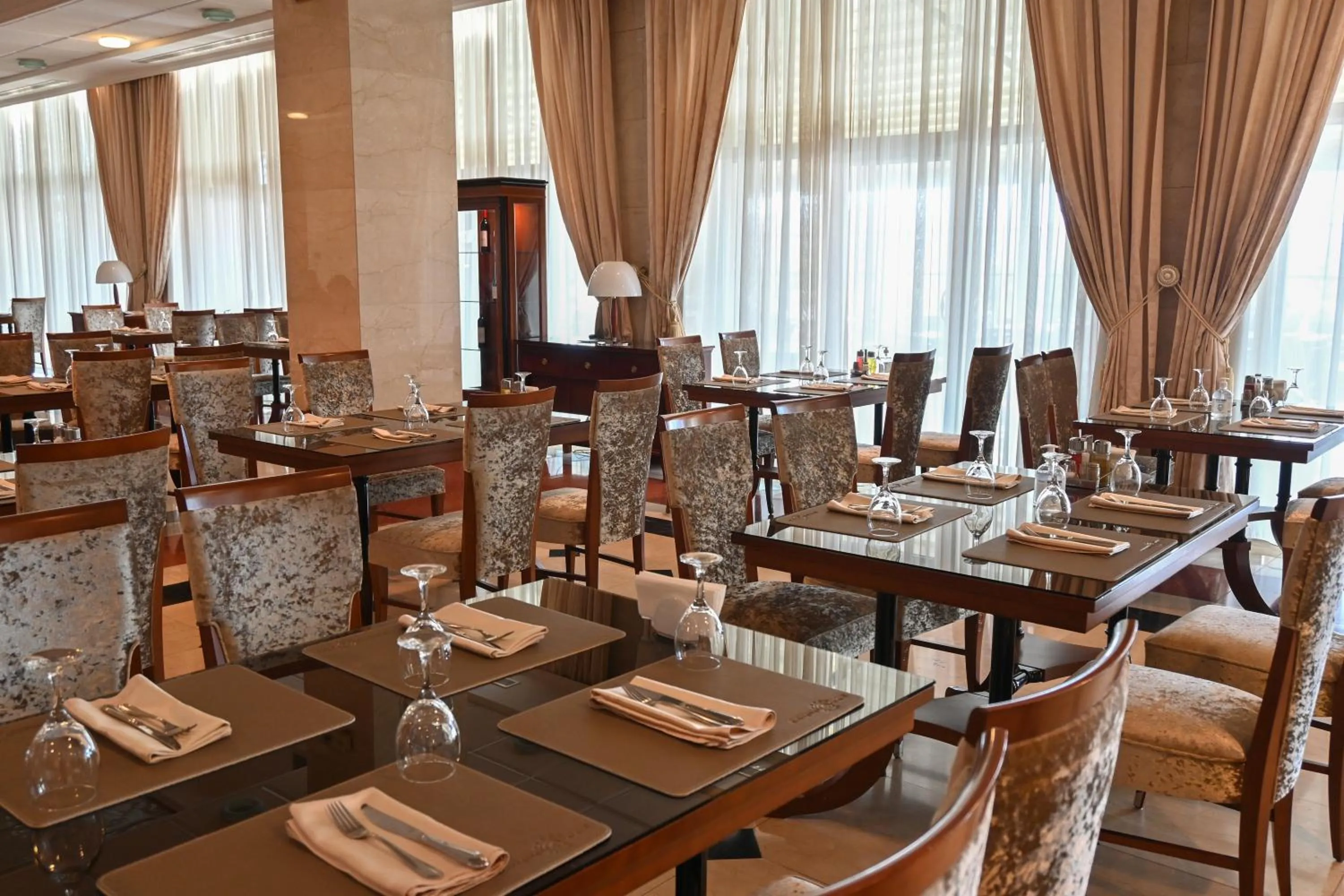 Restaurant/places to eat in Aleksandar Palace Hotel Congress Center & SPA