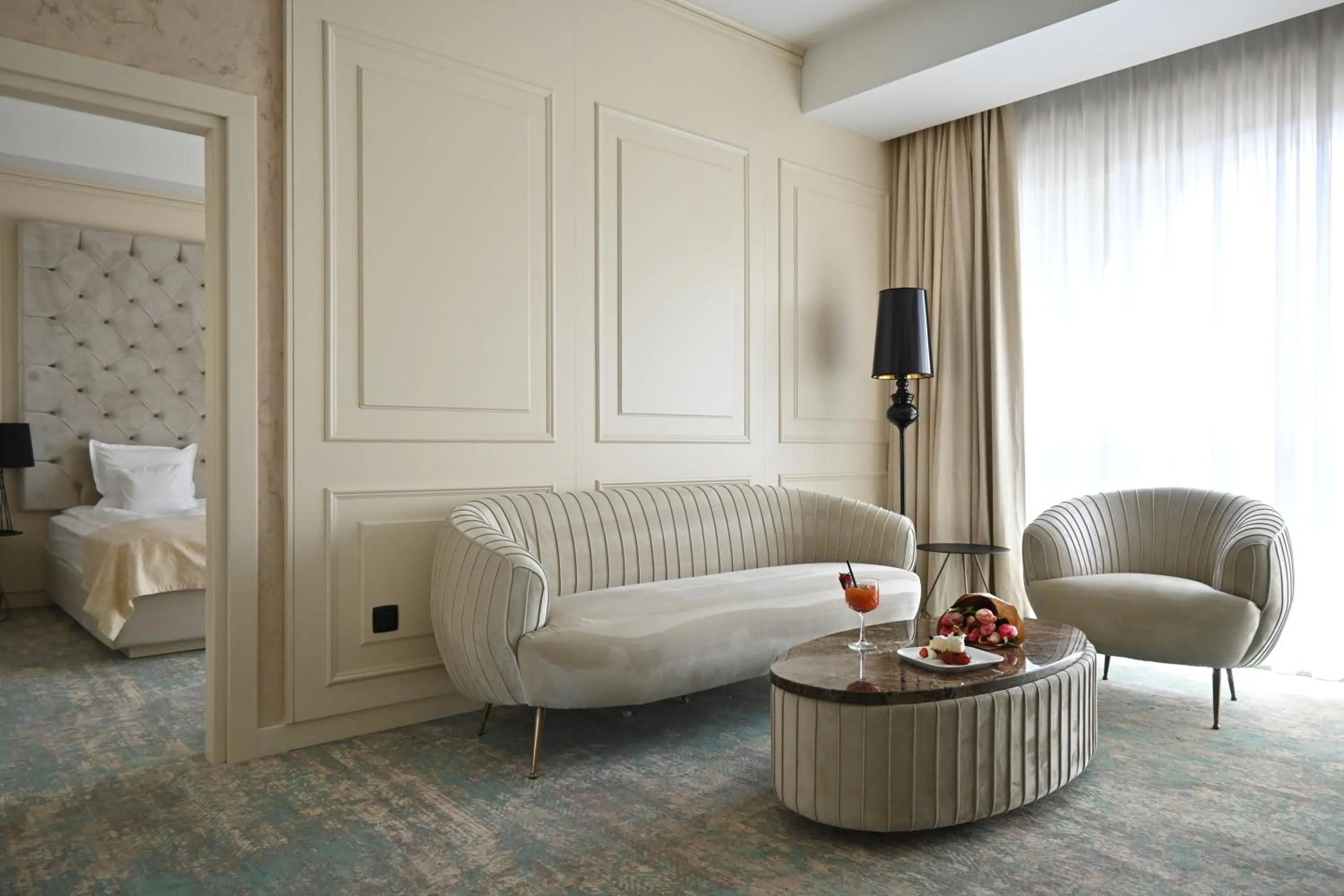 Living room in Aleksandar Palace Hotel Congress Center & SPA