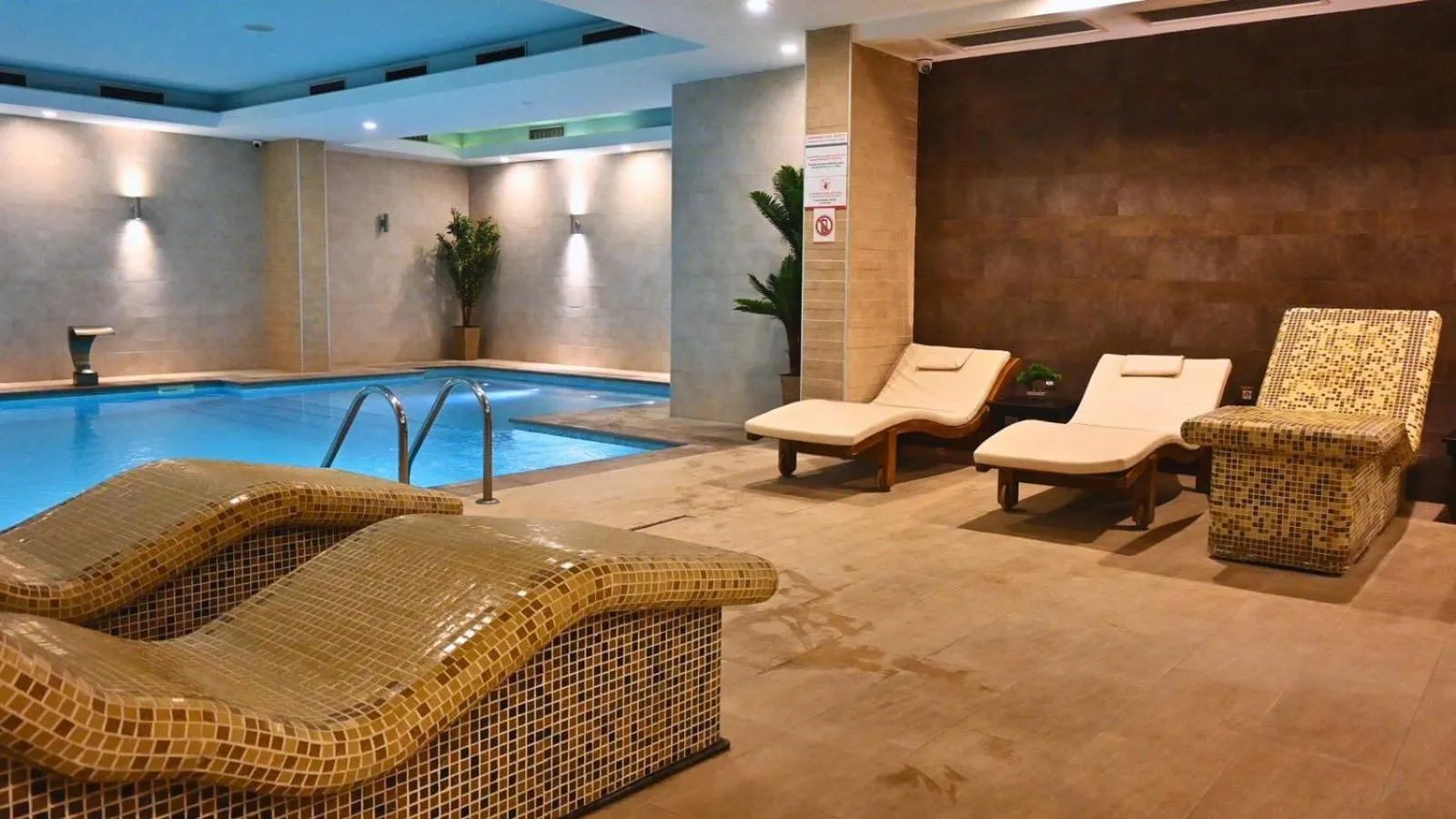 Swimming pool in Aleksandar Palace Hotel Congress Center & SPA