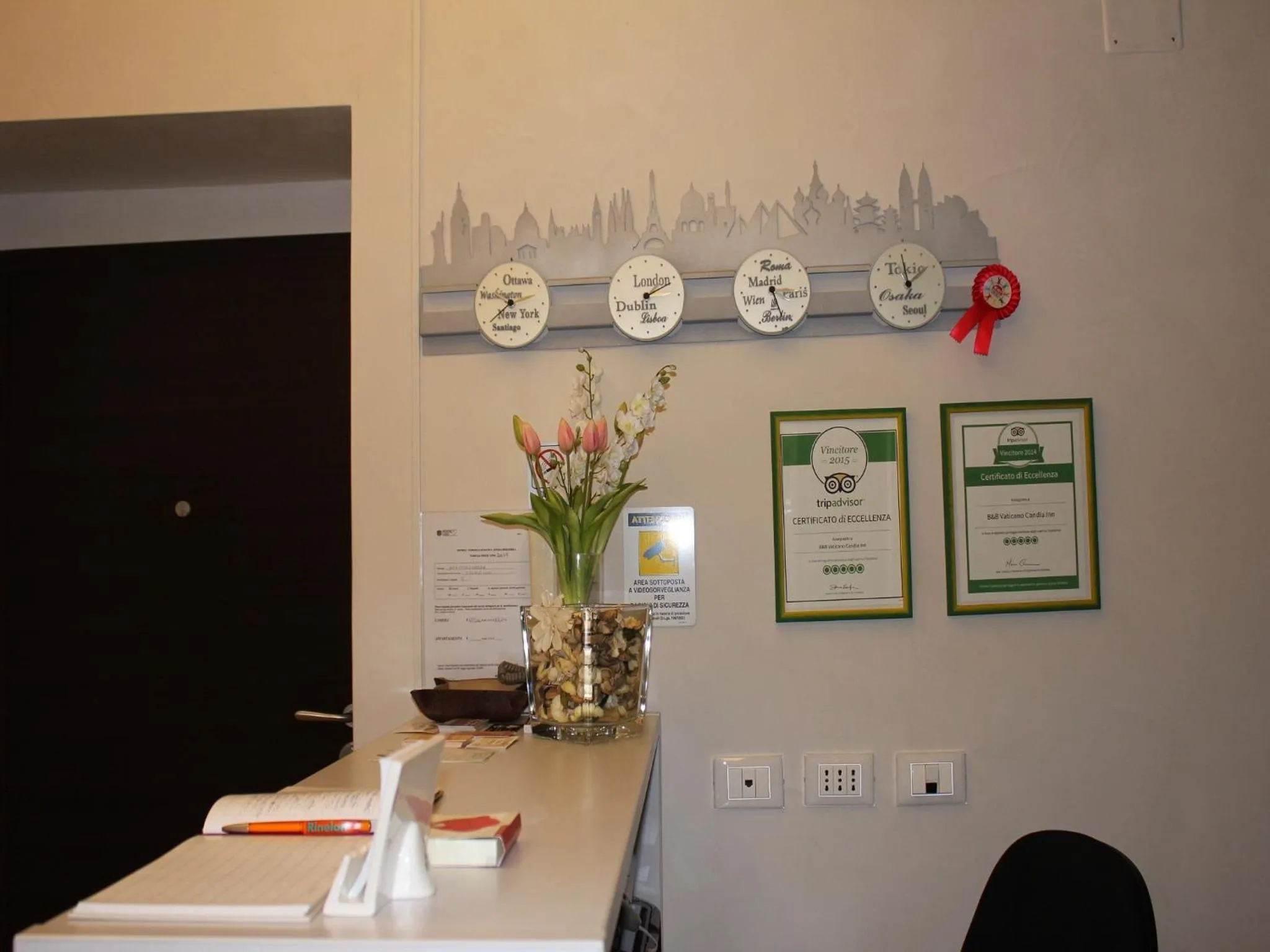 Lobby or reception in Candia Inn Vatican