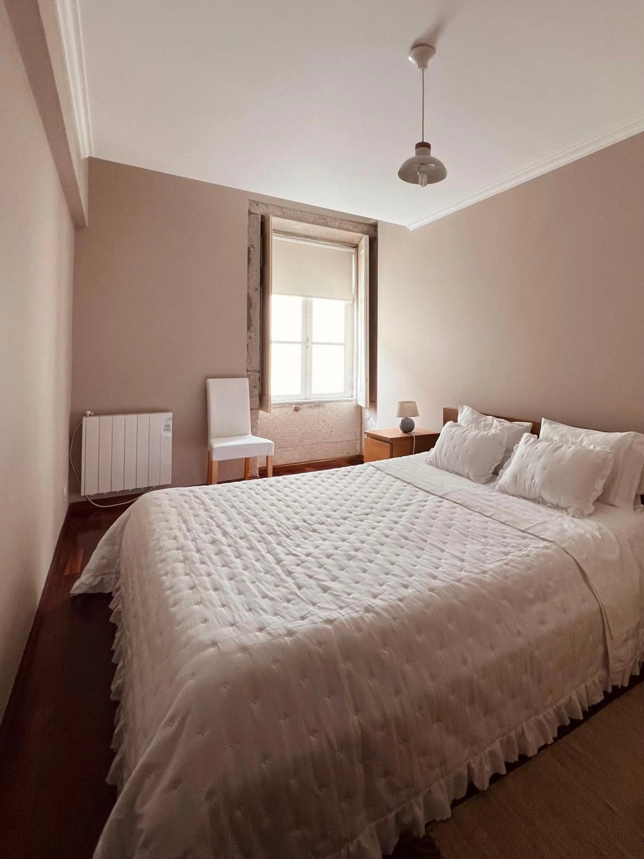 Bedroom, Bed in Apartment Vedória