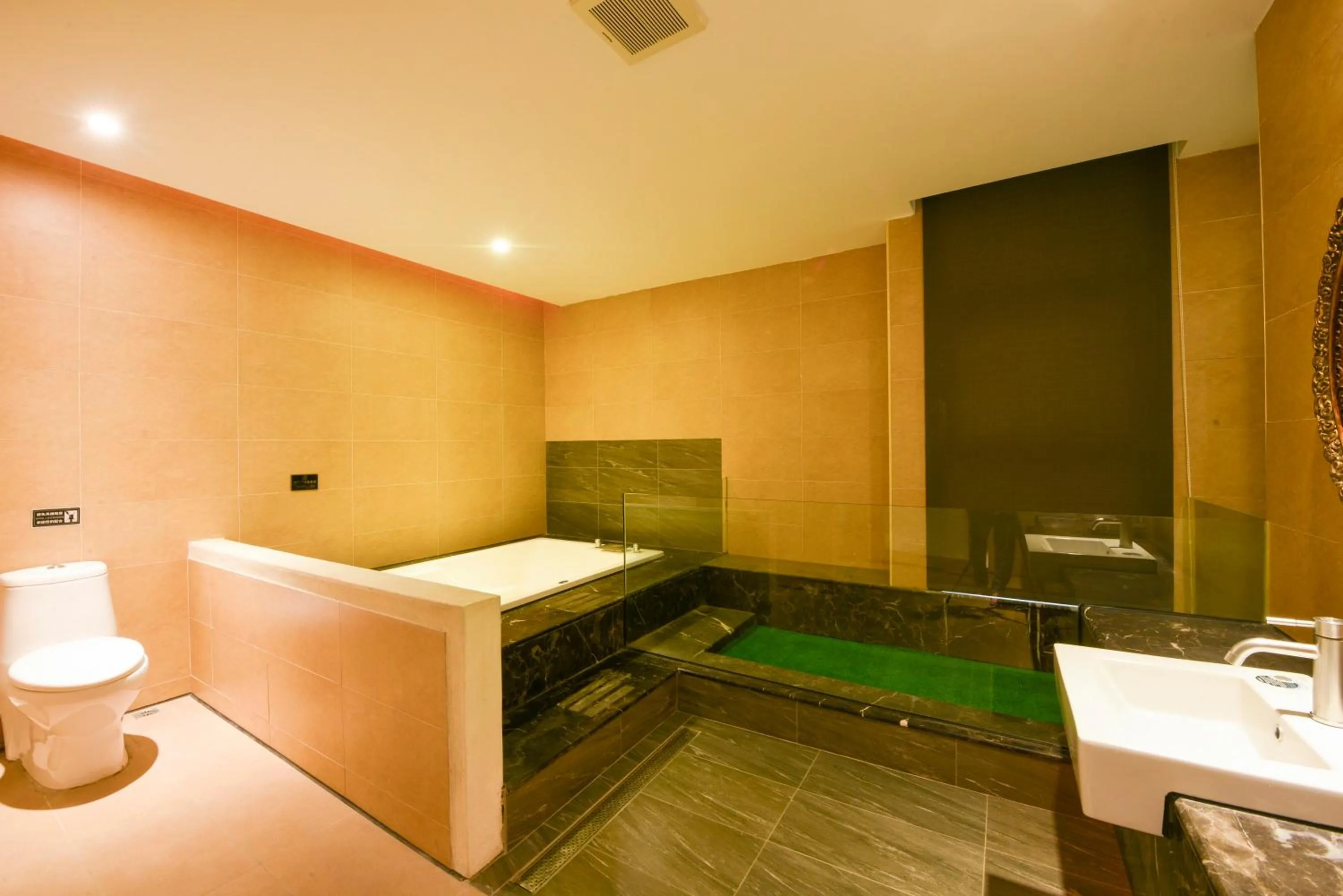 Bed in Belle Song Motel