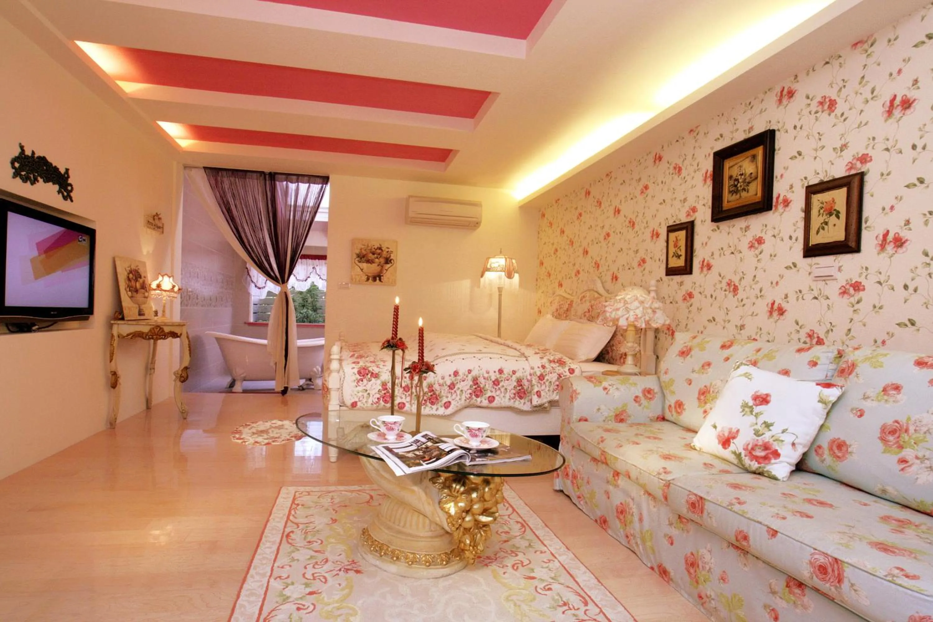 Photo of the whole room in Spring Villa