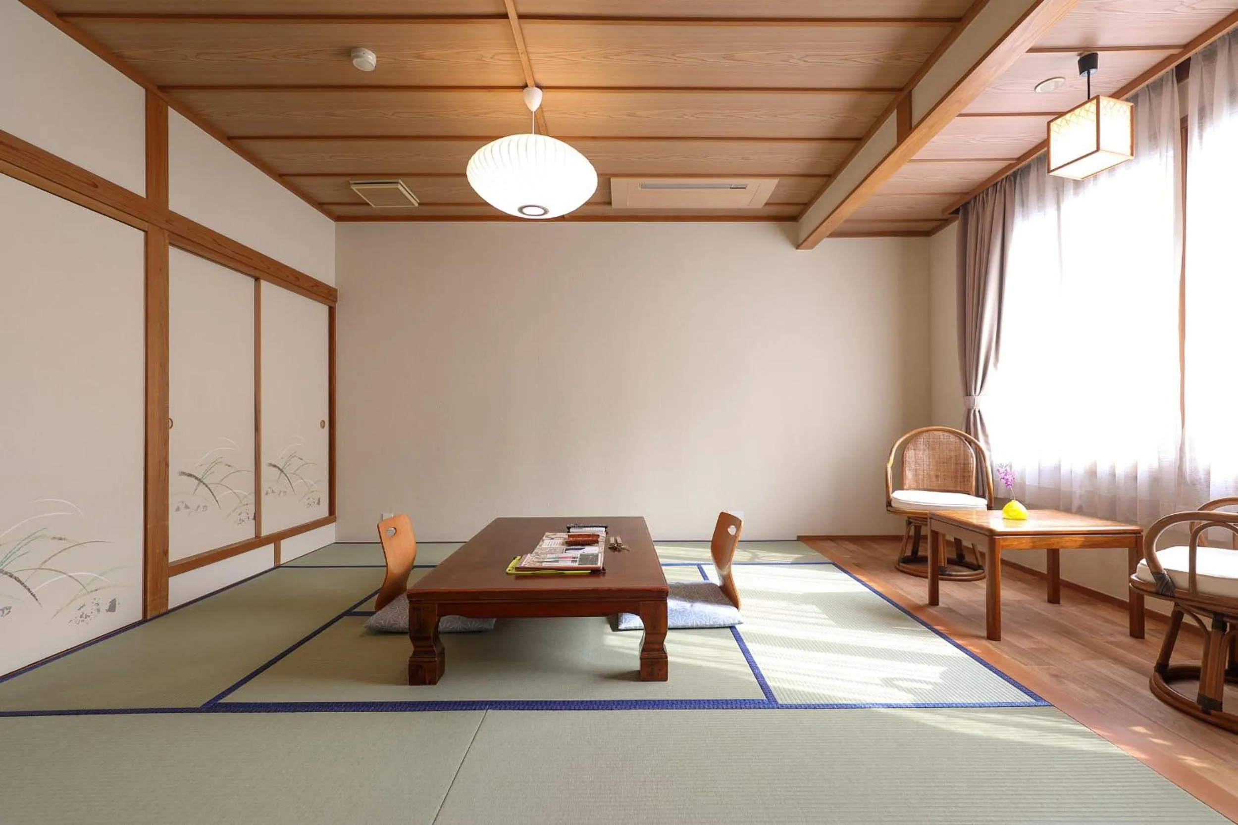 Living room in Tsukasaya Ryokan