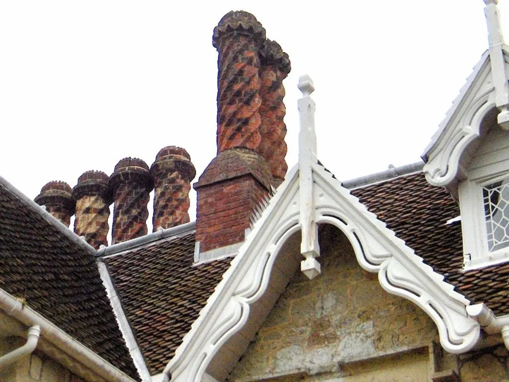 Property building in Lisle Combe