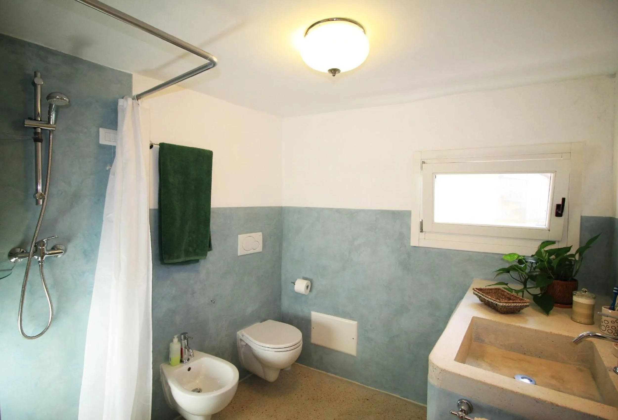 Shower in Dimora San Leuci by LoveSud