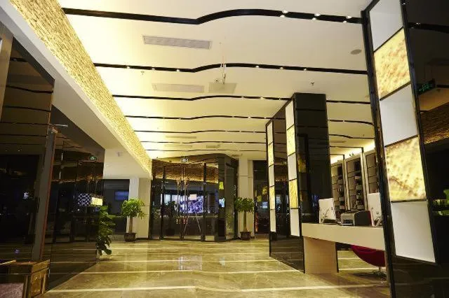 Lobby or reception in Lavande Hotel Sanya Sanya Bay Jixiang Street