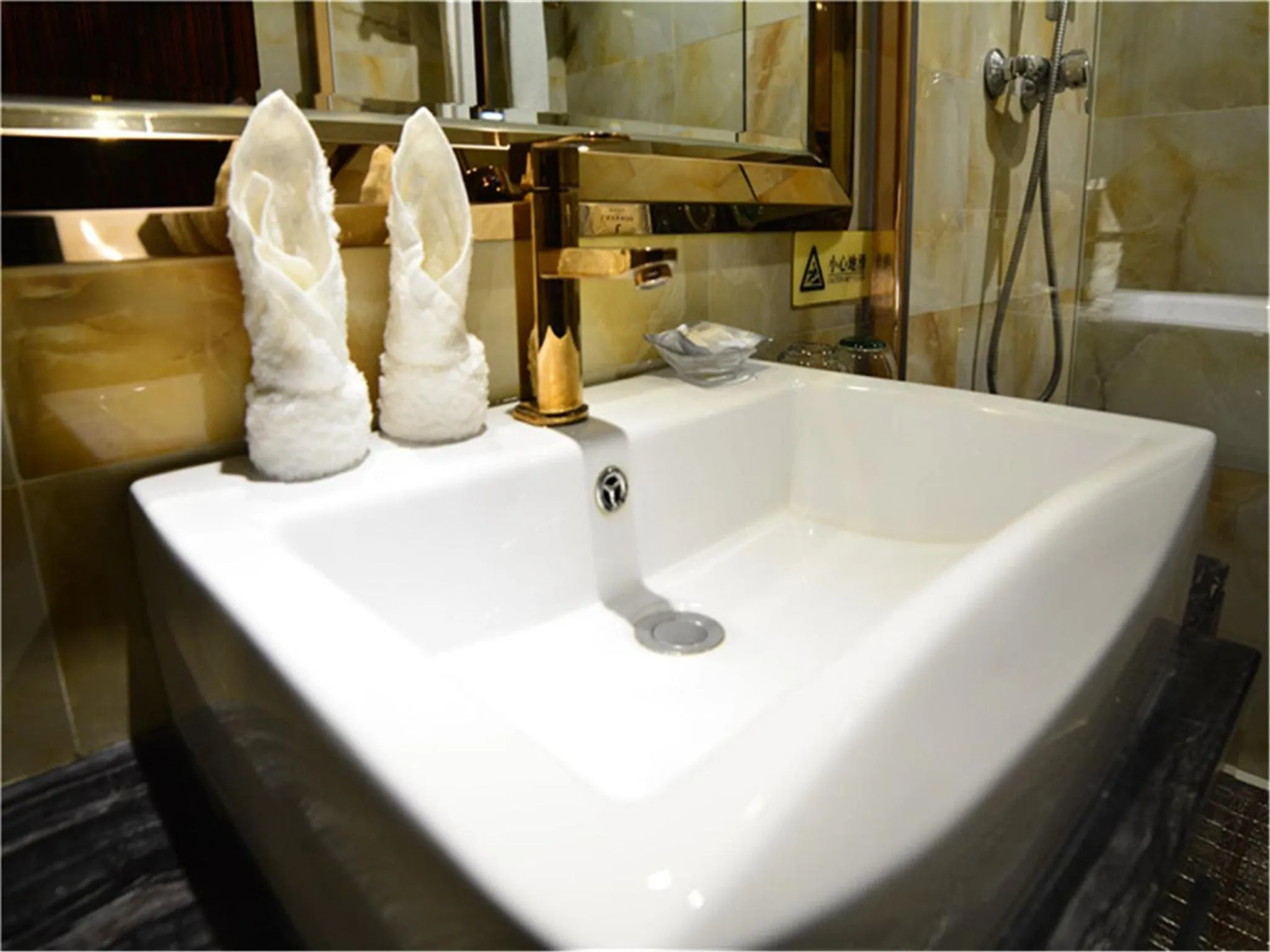 Bathroom in Lavande Hotel Wuhan Railway Station