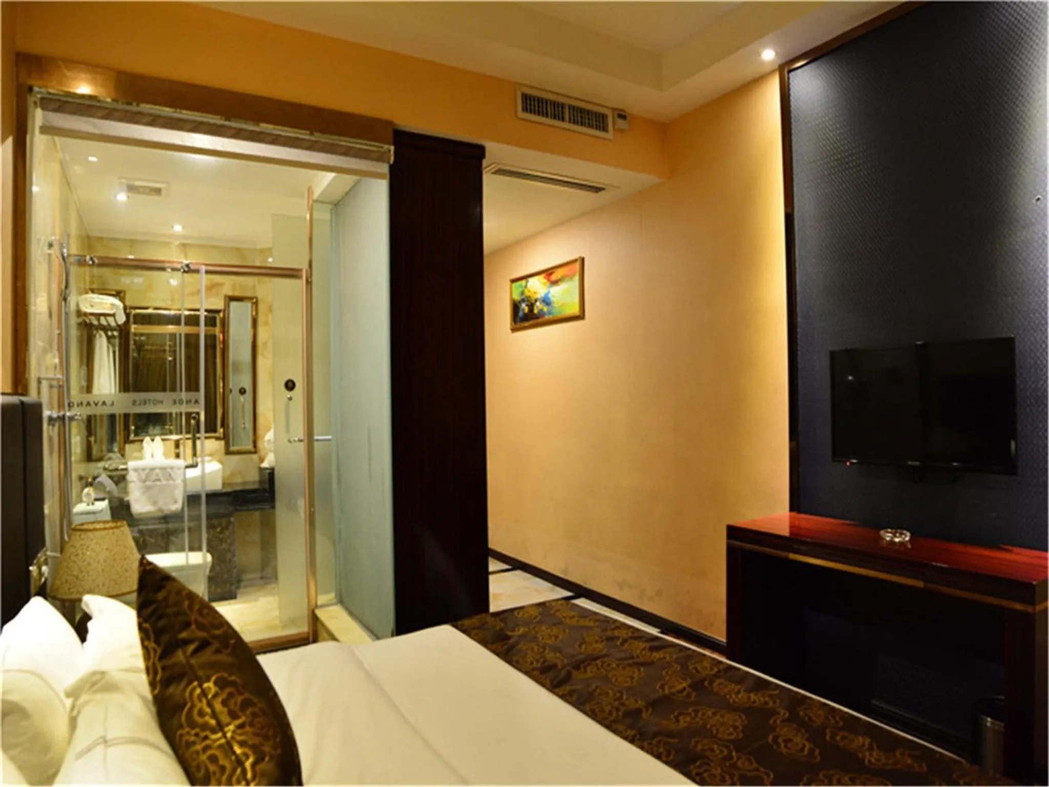 Bedroom in Lavande Hotel Wuhan Railway Station