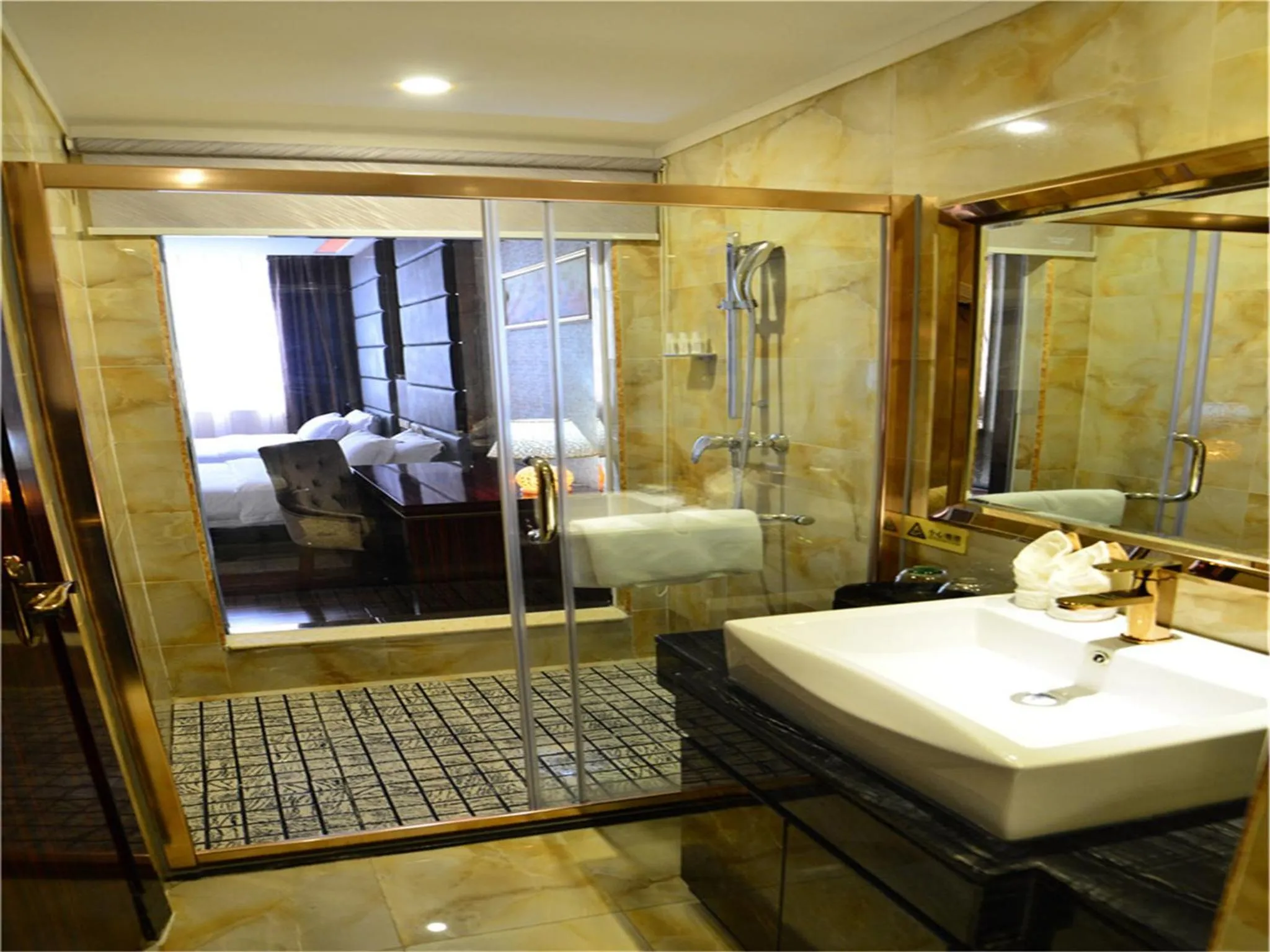 Bathroom in Lavande Hotel Wuhan Railway Station