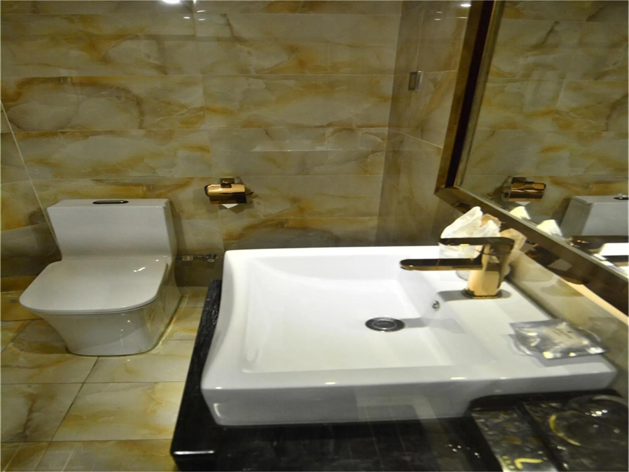 Bathroom in Lavande Hotel Wuhan Railway Station