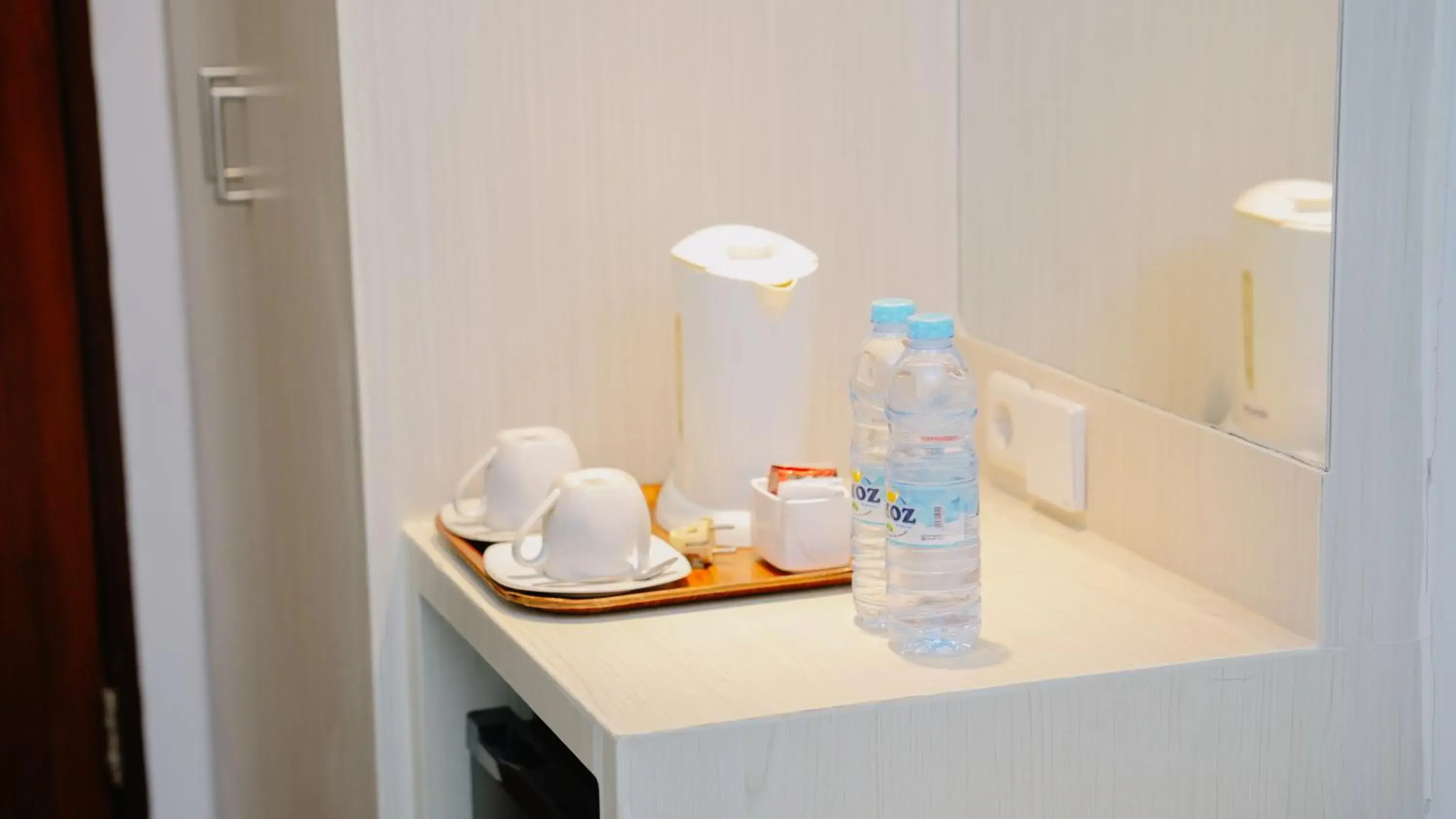 Standard King Room in Sulthan Hotel Medan Powered by Archipelago Standard King Room in Sulthan Hotel Medan Powered by Archipelago