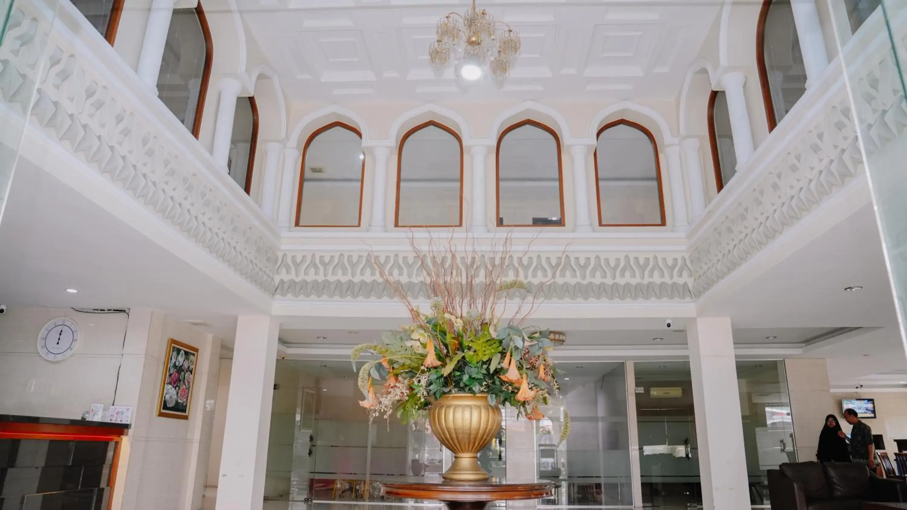 Lobby or reception in Sulthan Hotel Medan Powered by Archipelago Lobby or reception in Sulthan Hotel Medan Powered by Archipelago