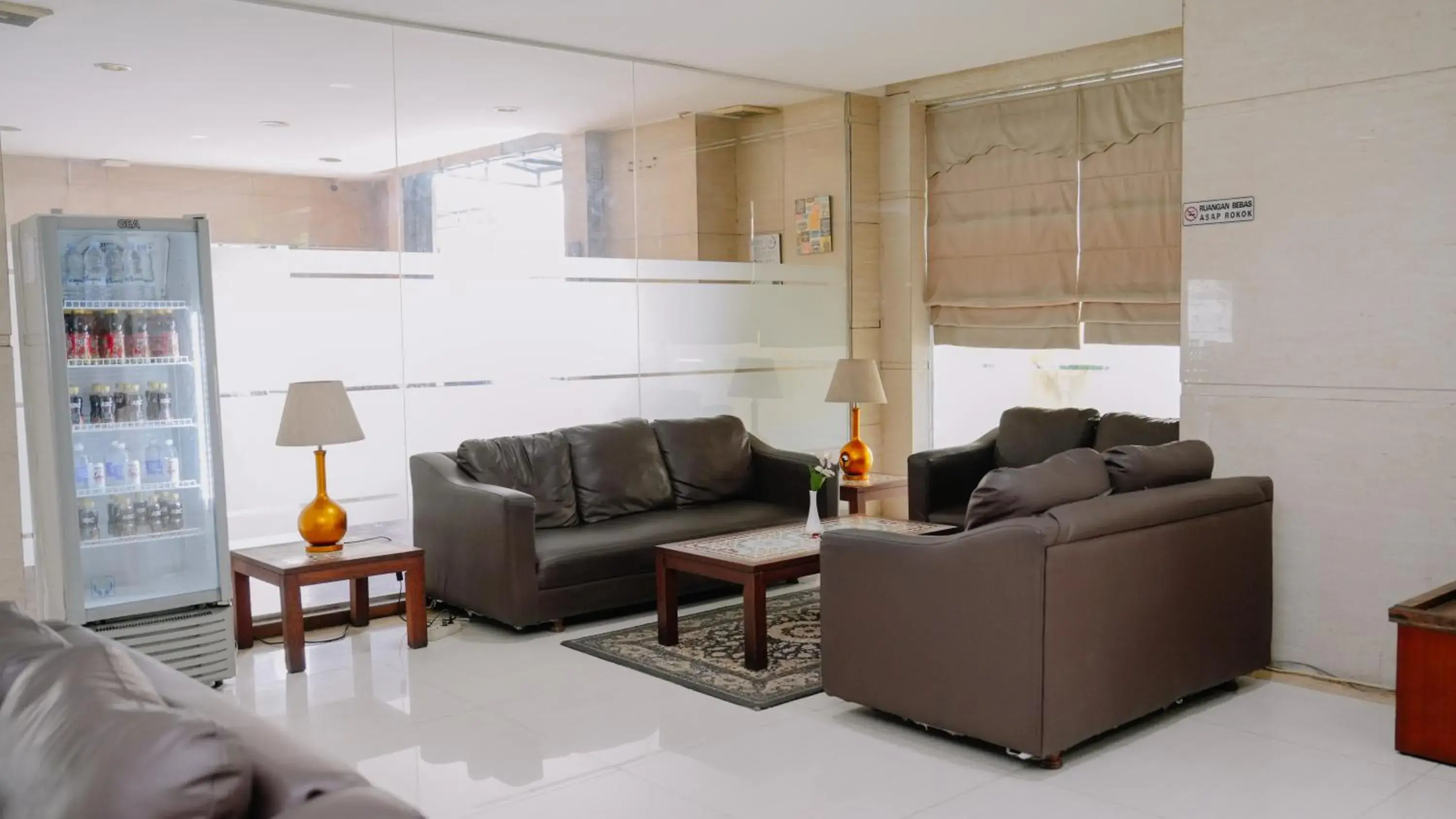 Lobby or reception in Sulthan Hotel Medan Powered by Archipelago Lobby or reception in Sulthan Hotel Medan Powered by Archipelago