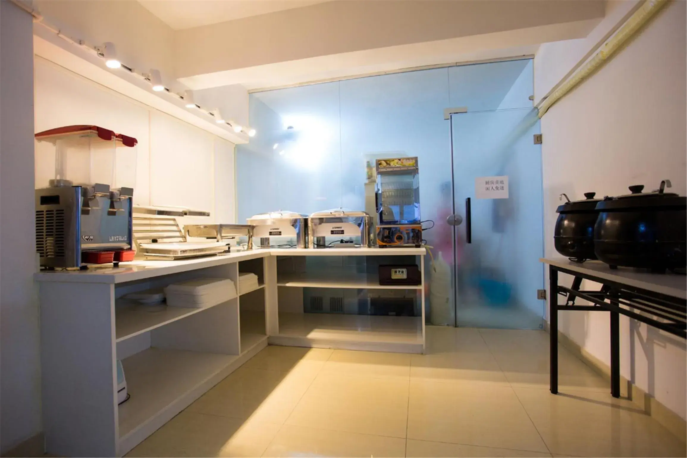 Restaurant/places to eat in Lavande Hotel Foshan Shunde Ronggui Restaurant/places to eat in Lavande Hotel Foshan Shunde Ronggui