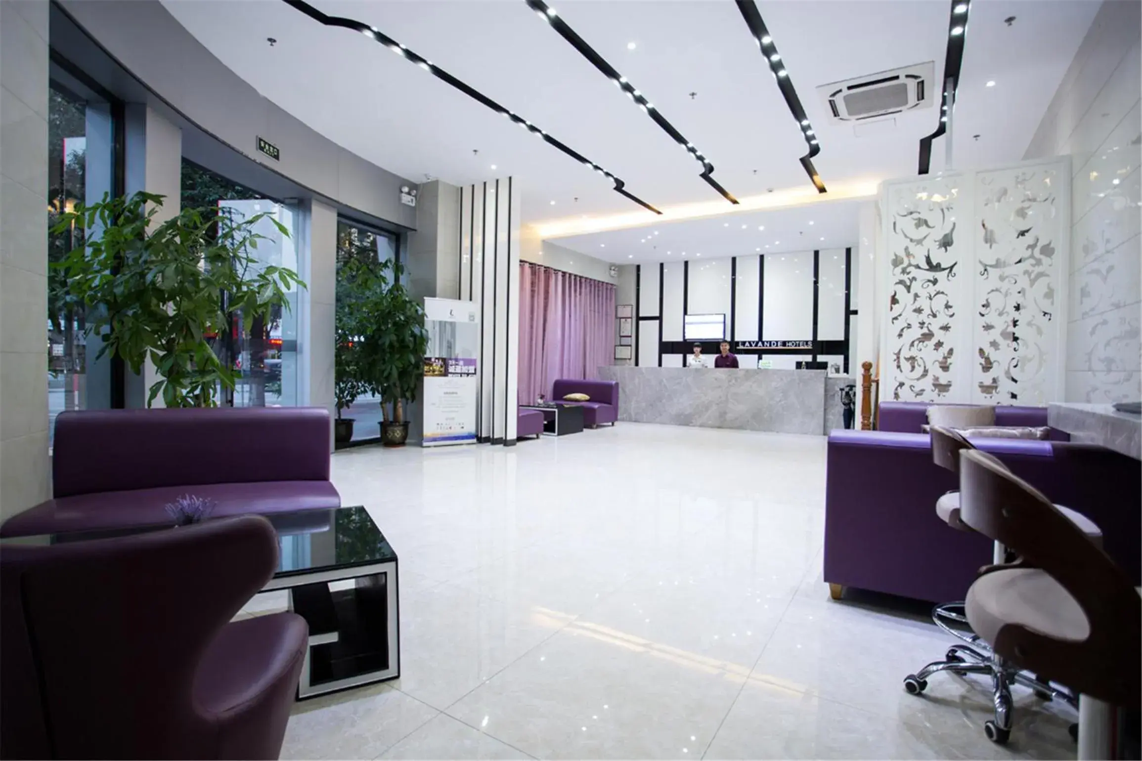 Lobby or reception in Lavande Hotel Foshan Shunde Ronggui Lobby or reception in Lavande Hotel Foshan Shunde Ronggui