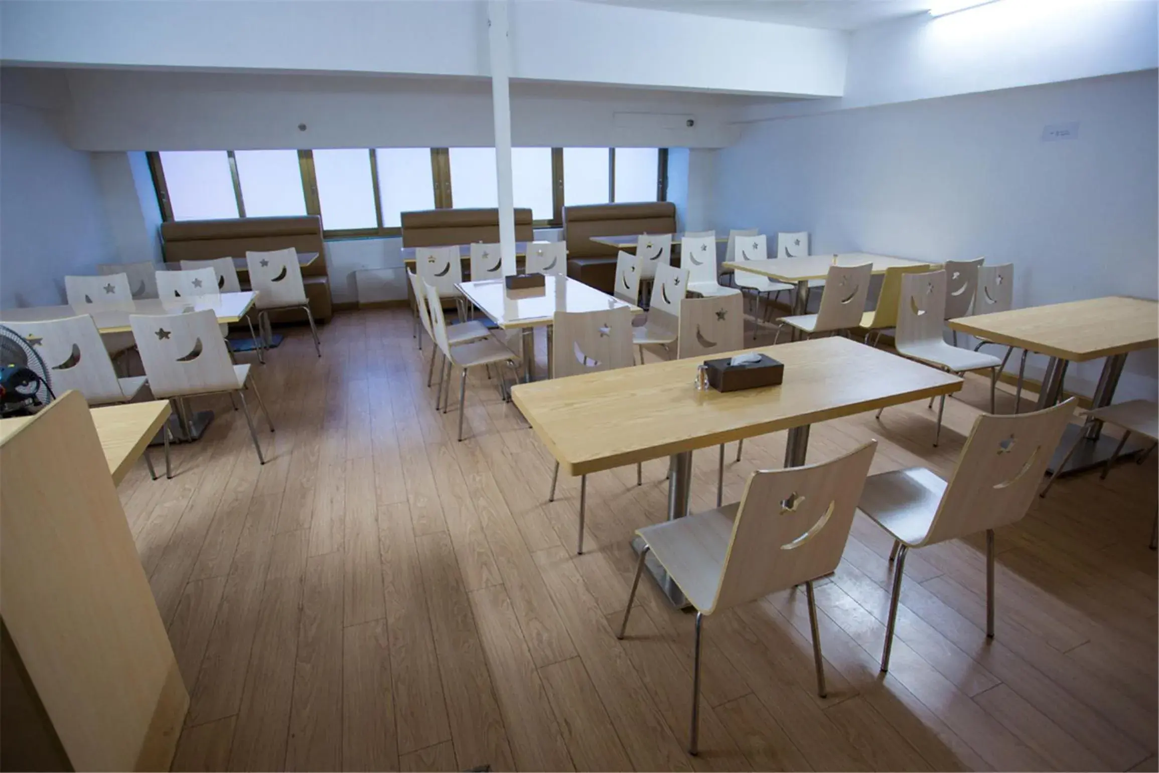 Restaurant/places to eat in Lavande Hotel Foshan Shunde Ronggui Restaurant/places to eat in Lavande Hotel Foshan Shunde Ronggui