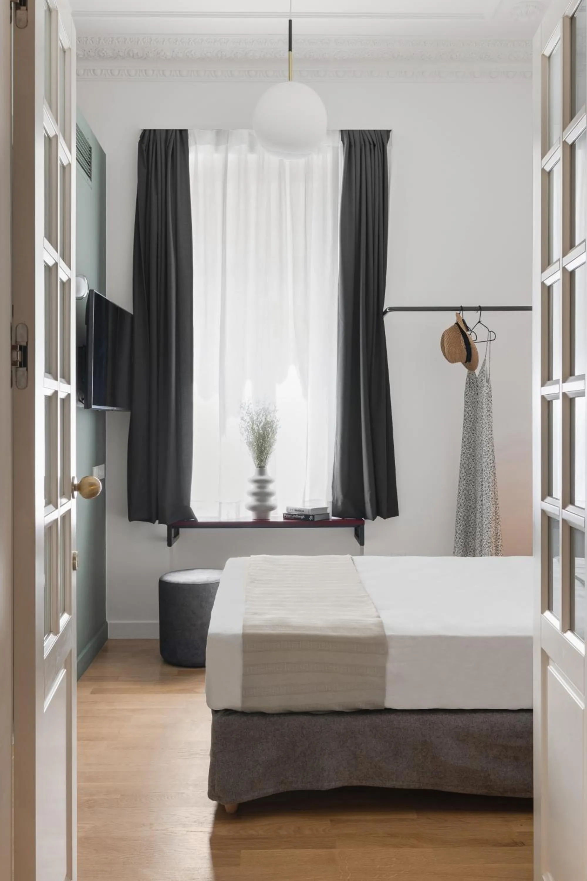 Bed in Morus Acropolis Boutique Hotel