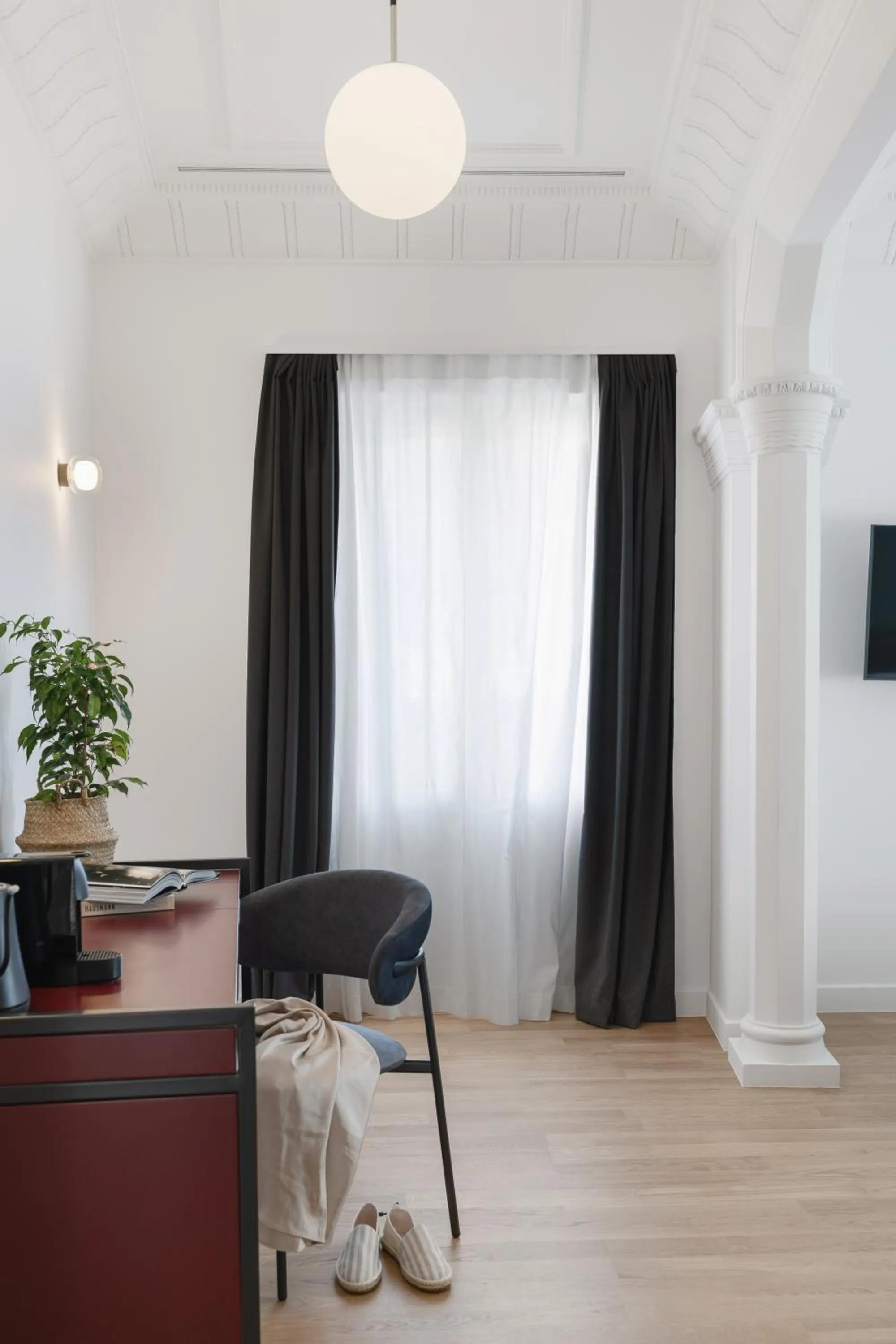 TV and multimedia in Morus Acropolis Boutique Hotel