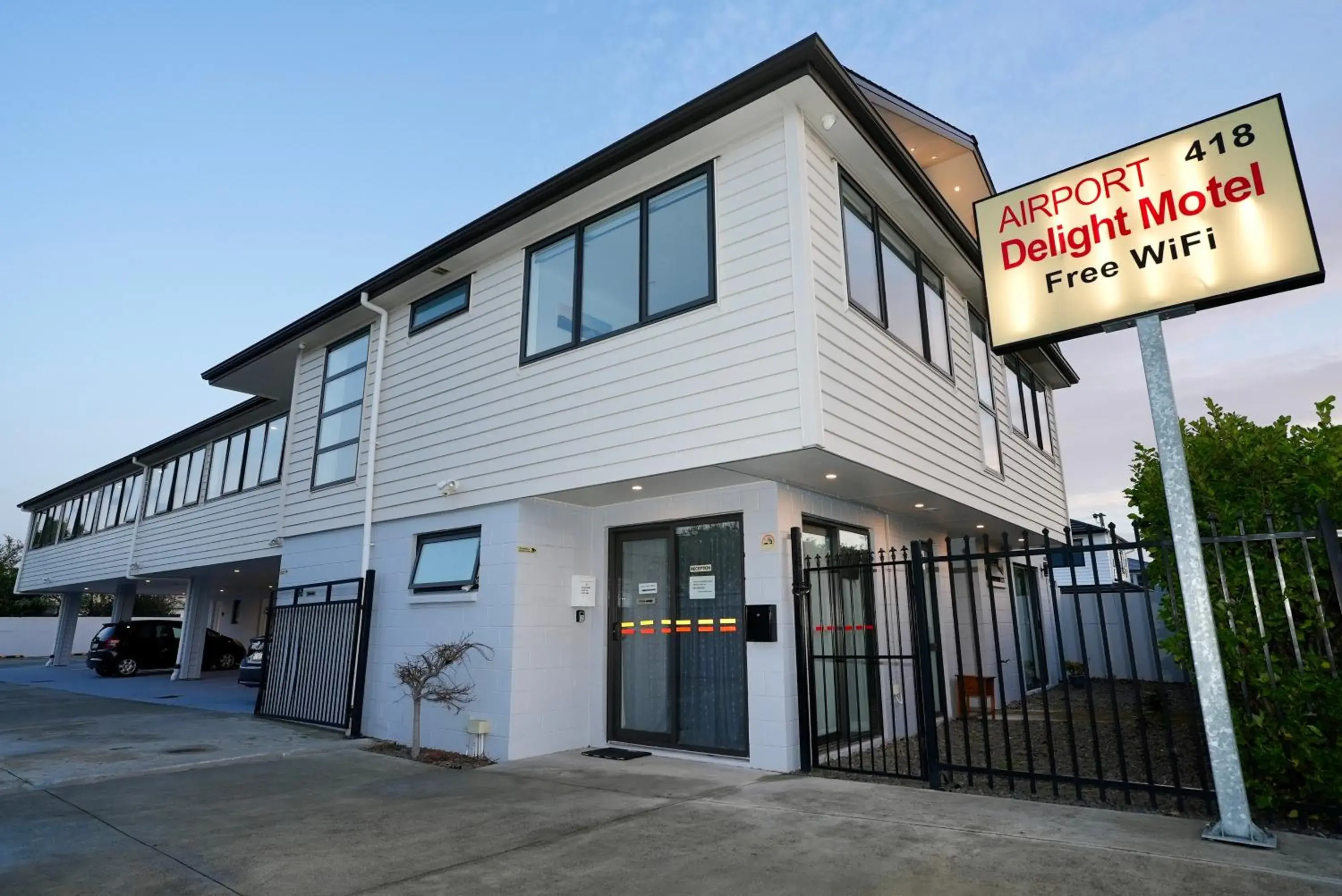 Airport Delight Motel Airport Delight Motel