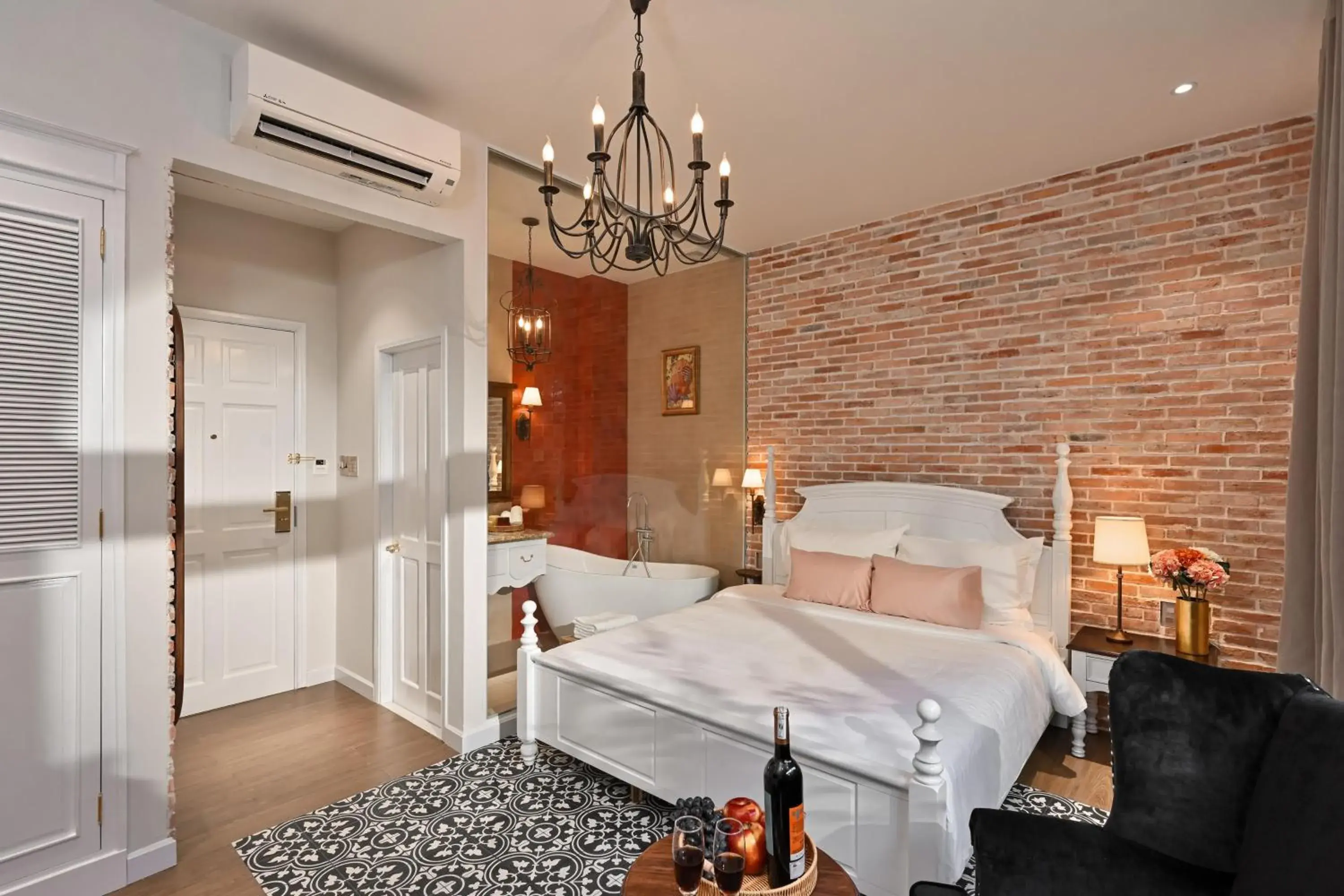 Superior Double Room in The Luna Boutique Hotel Superior Double Room in The Luna Boutique Hotel