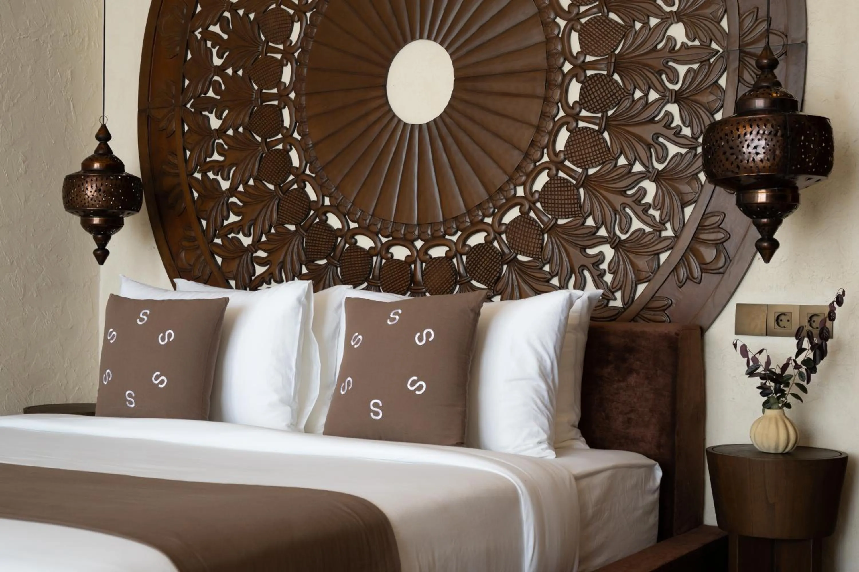 Bed in Sunny Samudra Boutique hotel Uluwatu