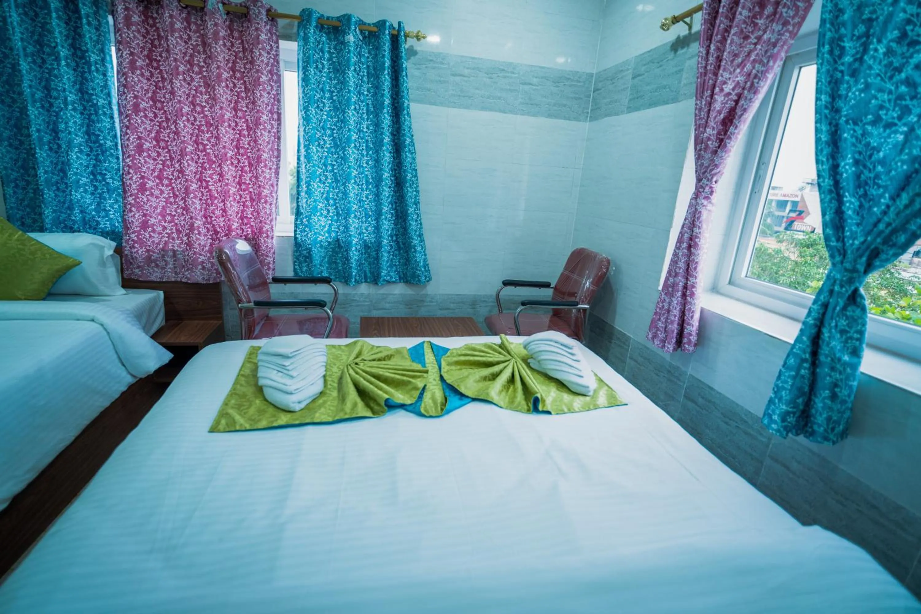 Bedroom, Bed in Hotel Mirka Plaza