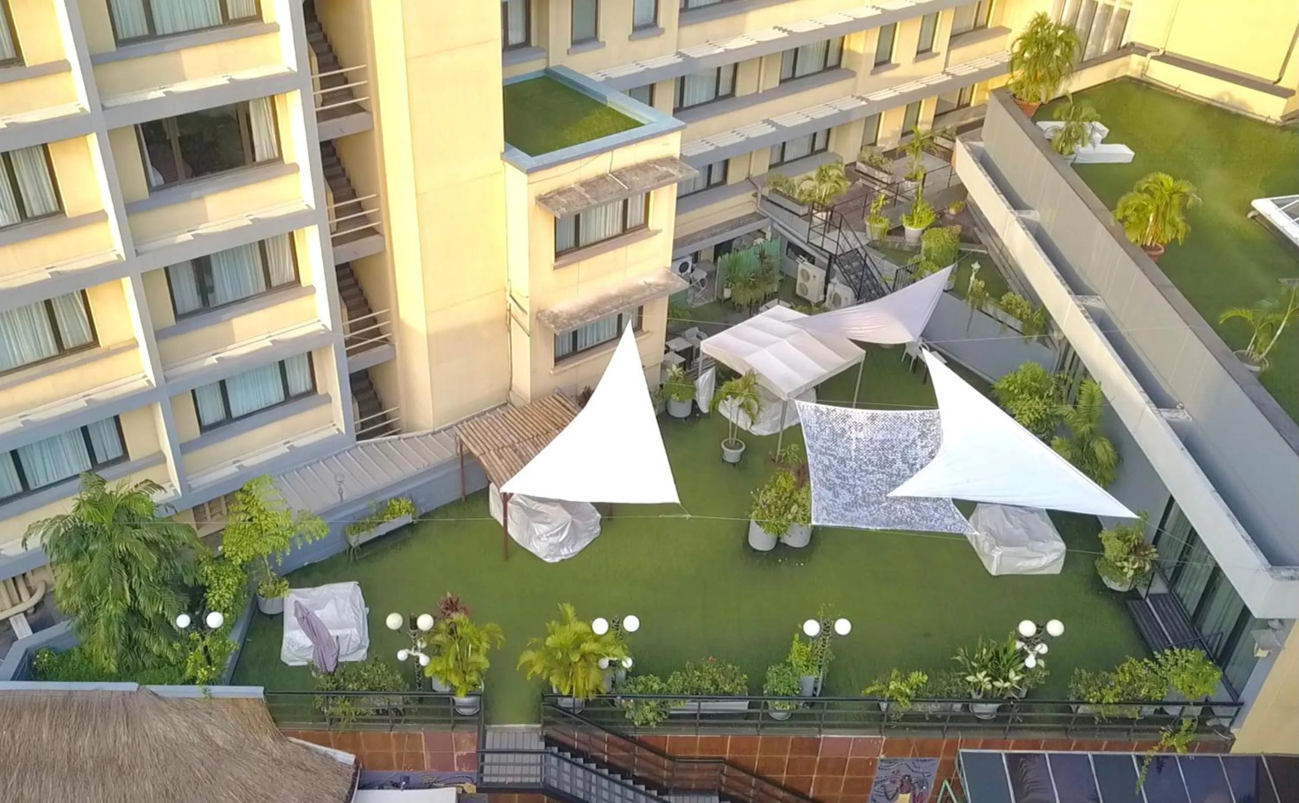 Patio in Hotel Memling