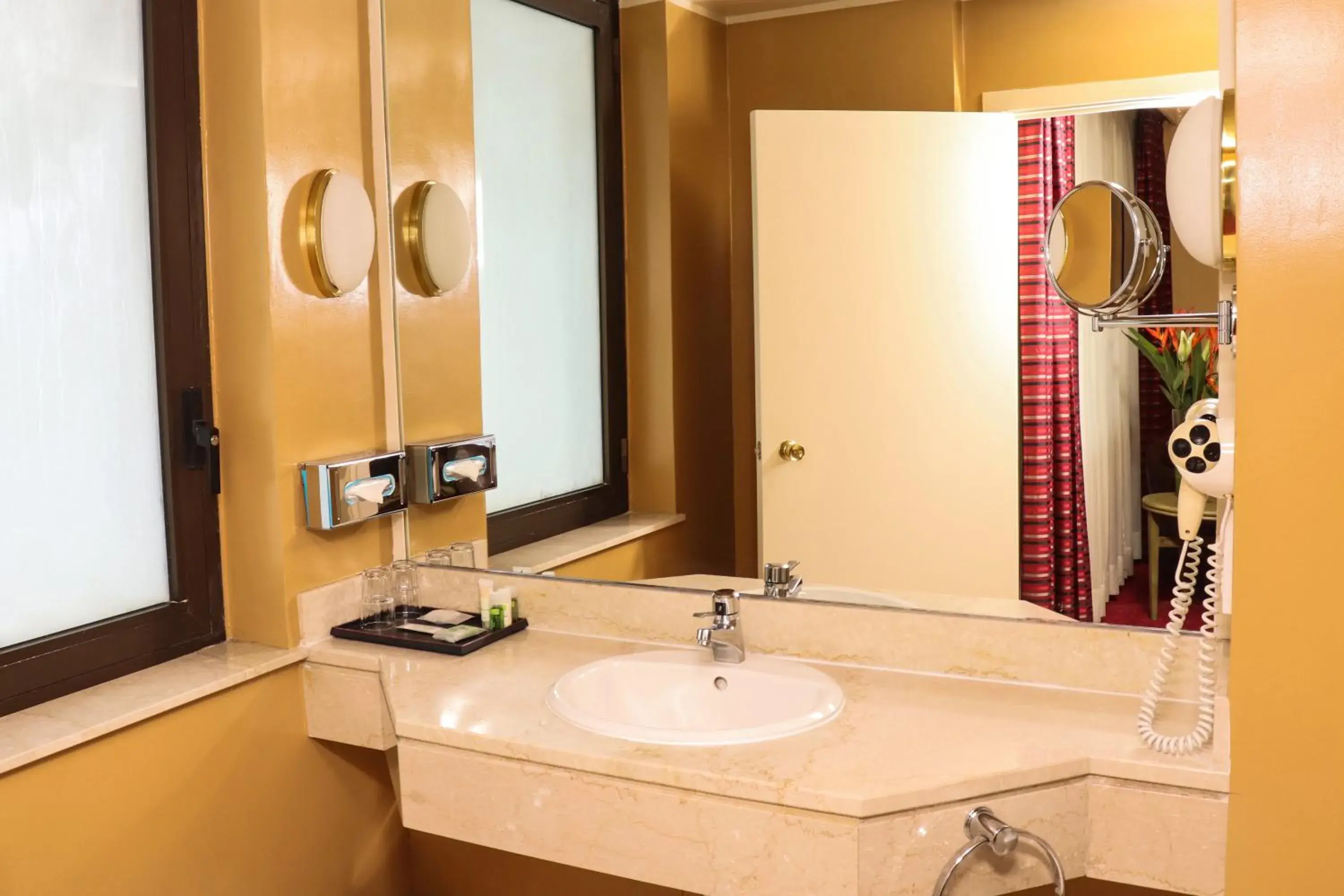 Double Room in Hotel Memling Double Room in Hotel Memling