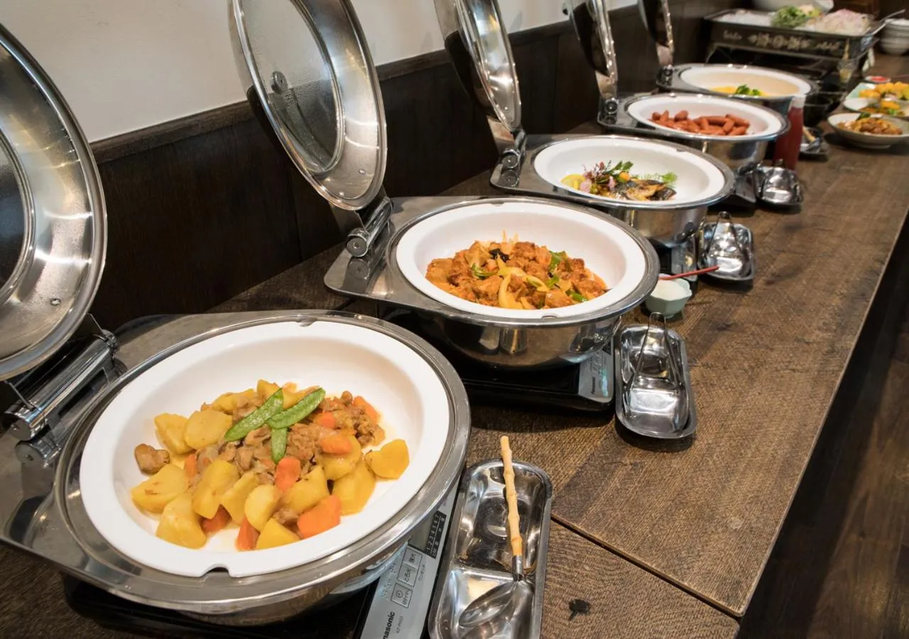 Buffet breakfast in Hotel Claiton Esaka