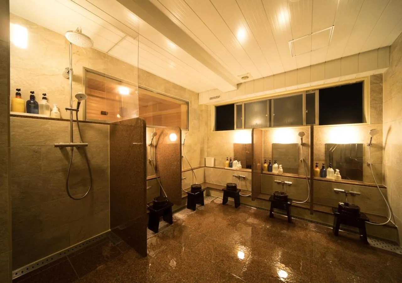 Public Bath in Hotel Claiton Esaka