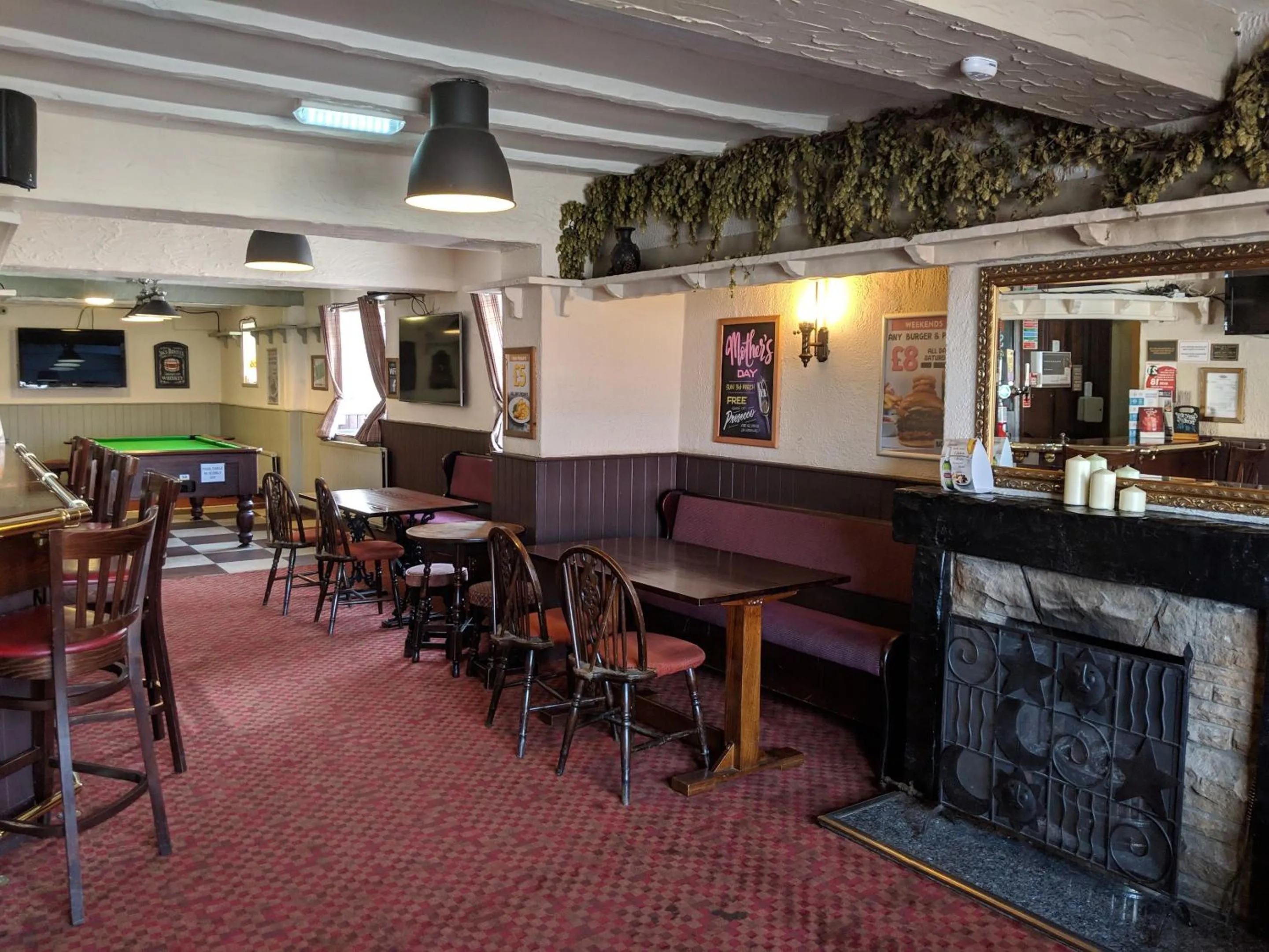 Lounge or bar in The Queens Head
