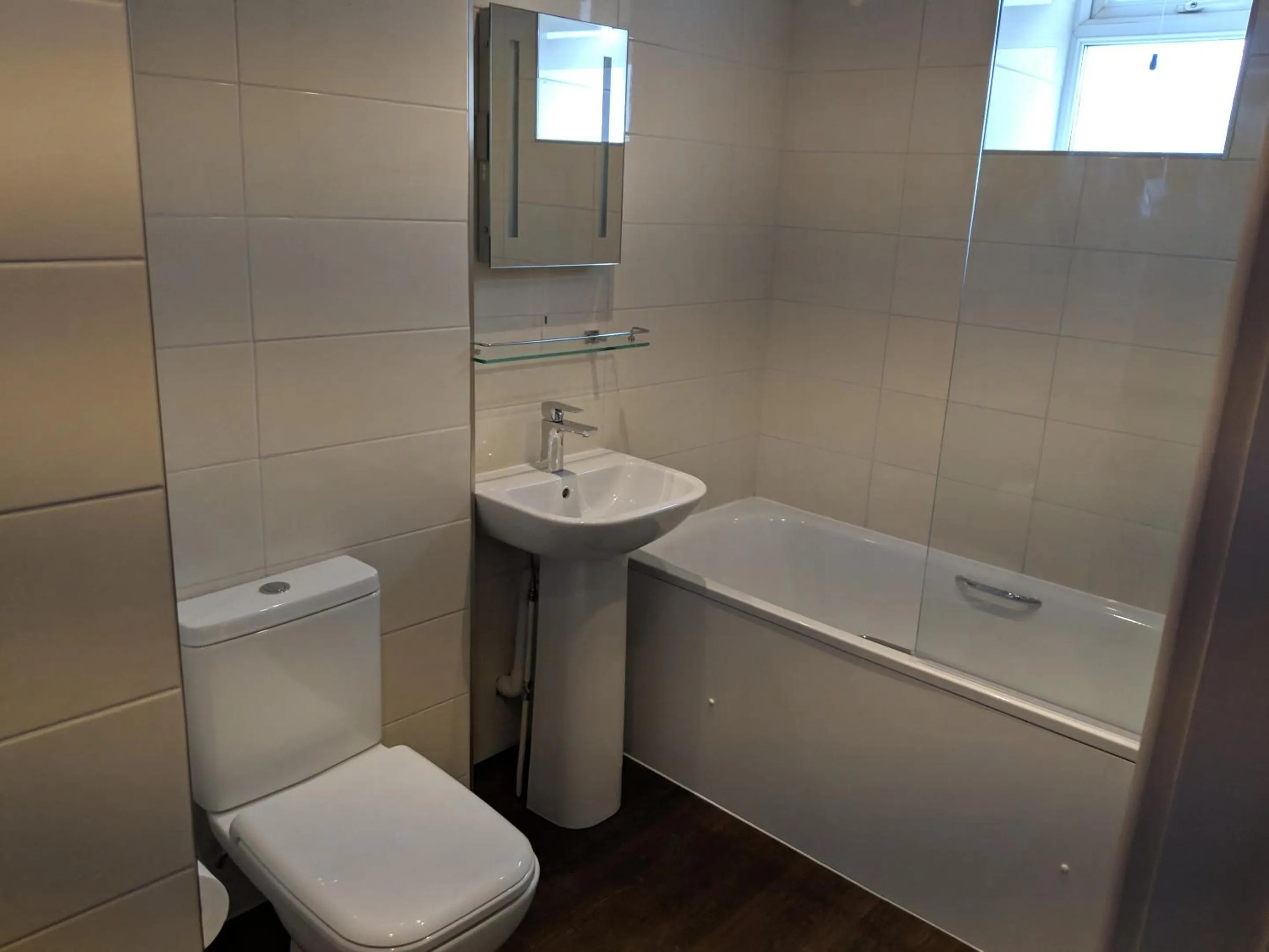 Bathroom in The Queens Head