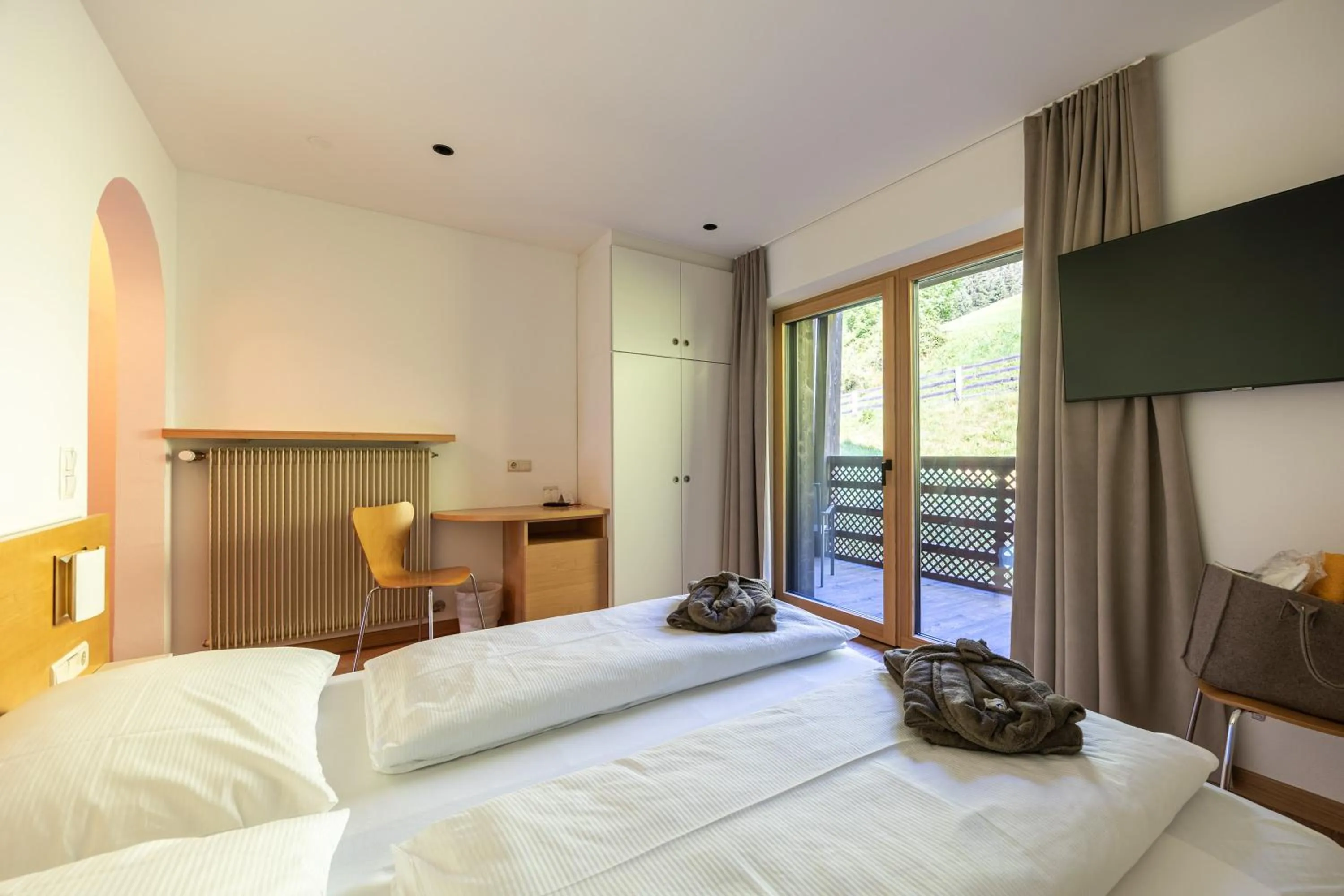 Photo of the whole room, Bed in Hotel Rommisa