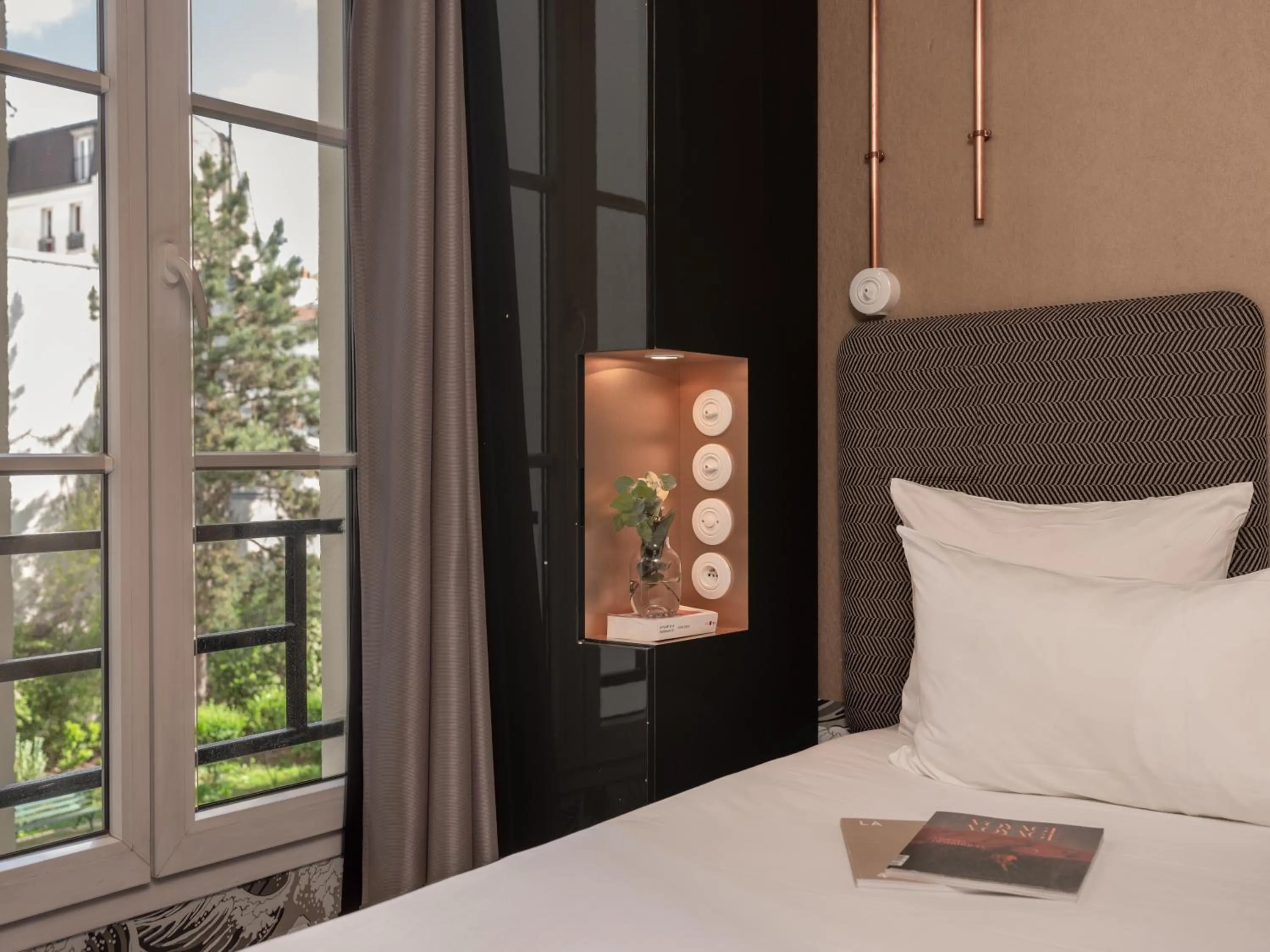 Bedroom, Bed in Hôtel Exquis