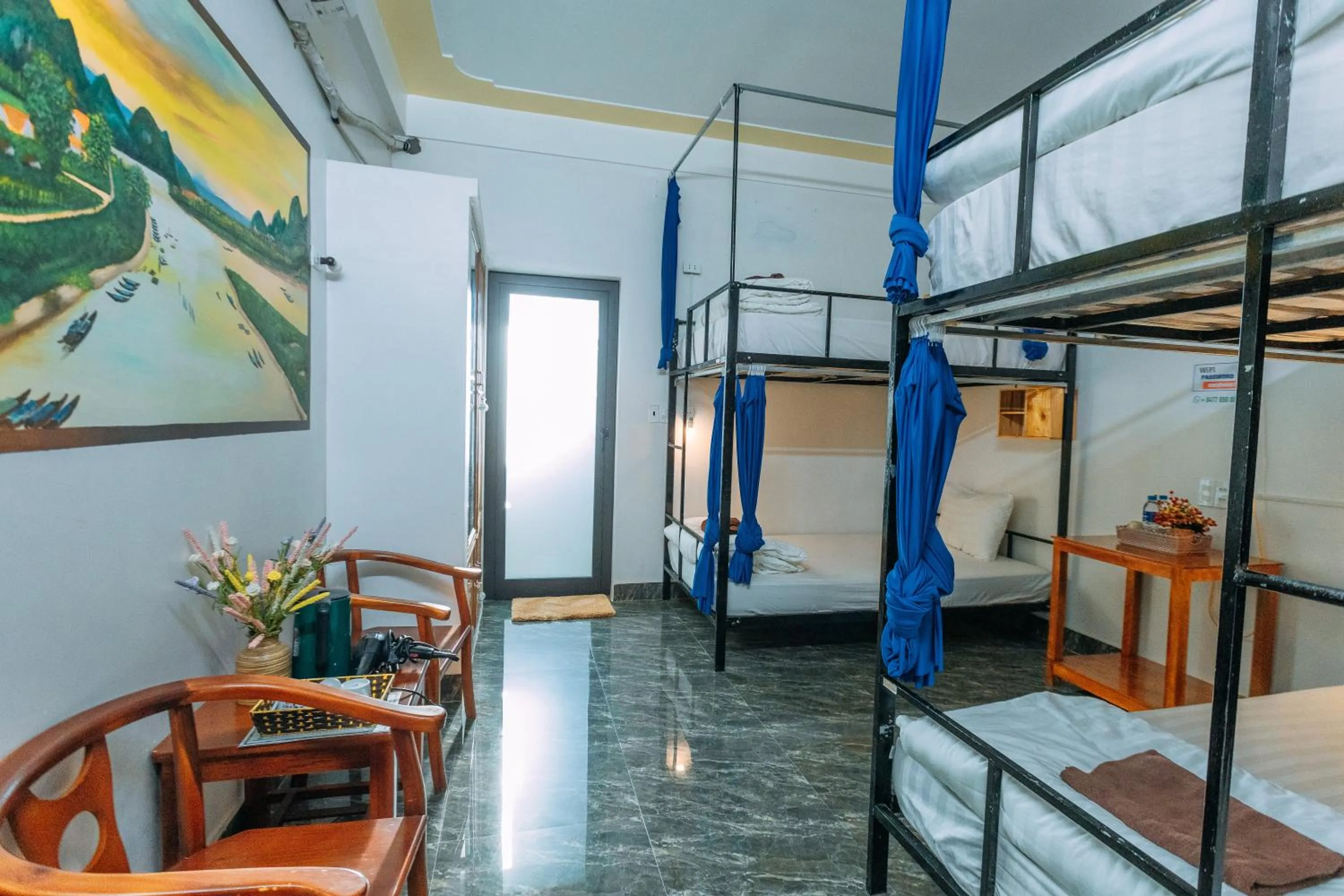 Bed in Green Riverside Cosy Home